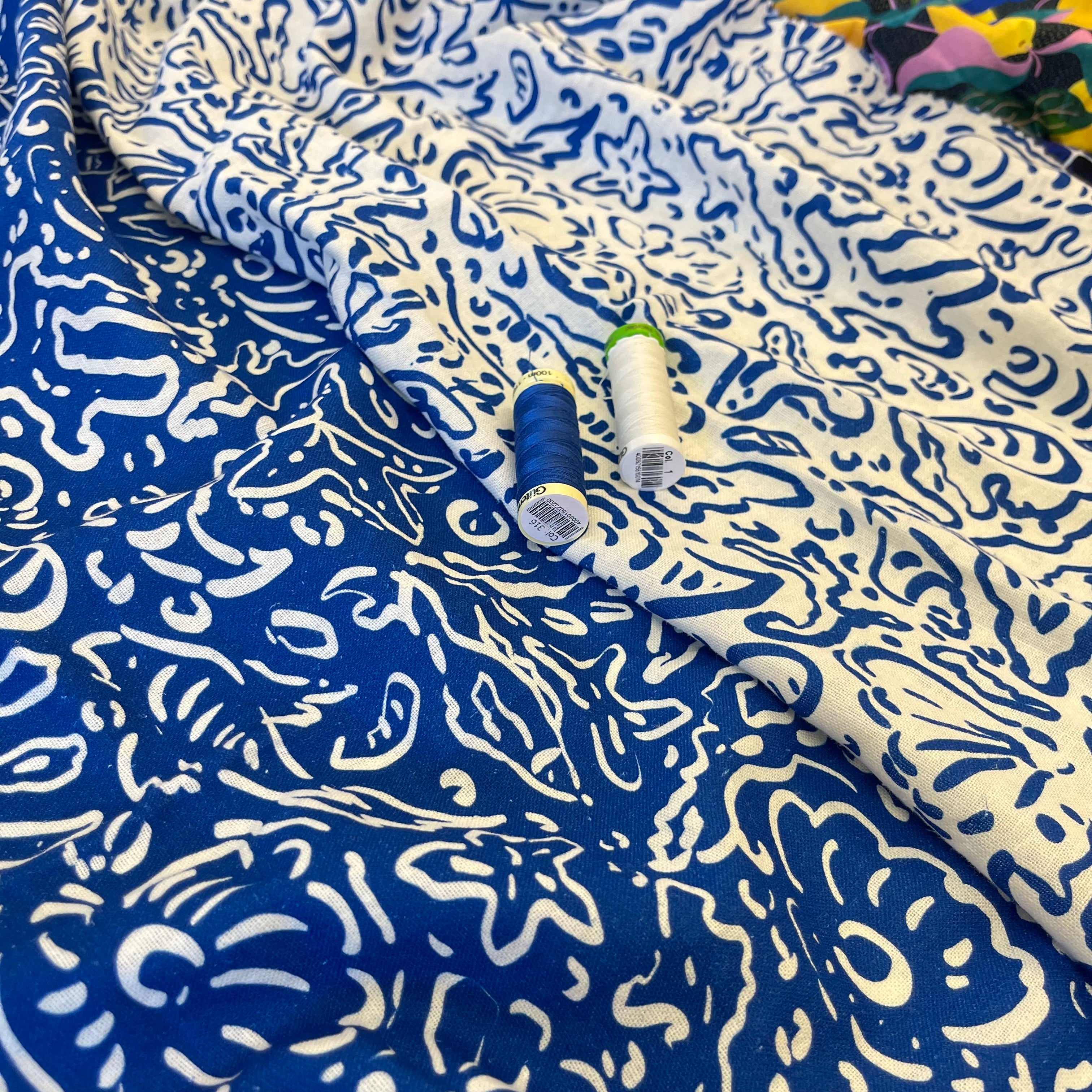 Sewing Kit - UZMA Top in Sealife Linen Viscose