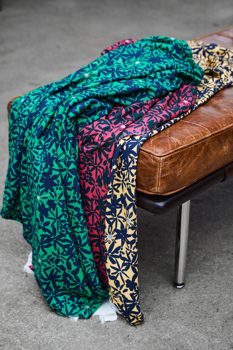Mind The MAKER - Flowery Crimson ECOVERO™ Viscose Leia Crepe Fabric