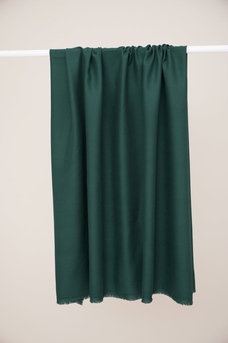 REMNANT 0.58 metre - Mind The MAKER - Plain Bottle Green ECOVERO™ Viscose Leia Crepe Fabric