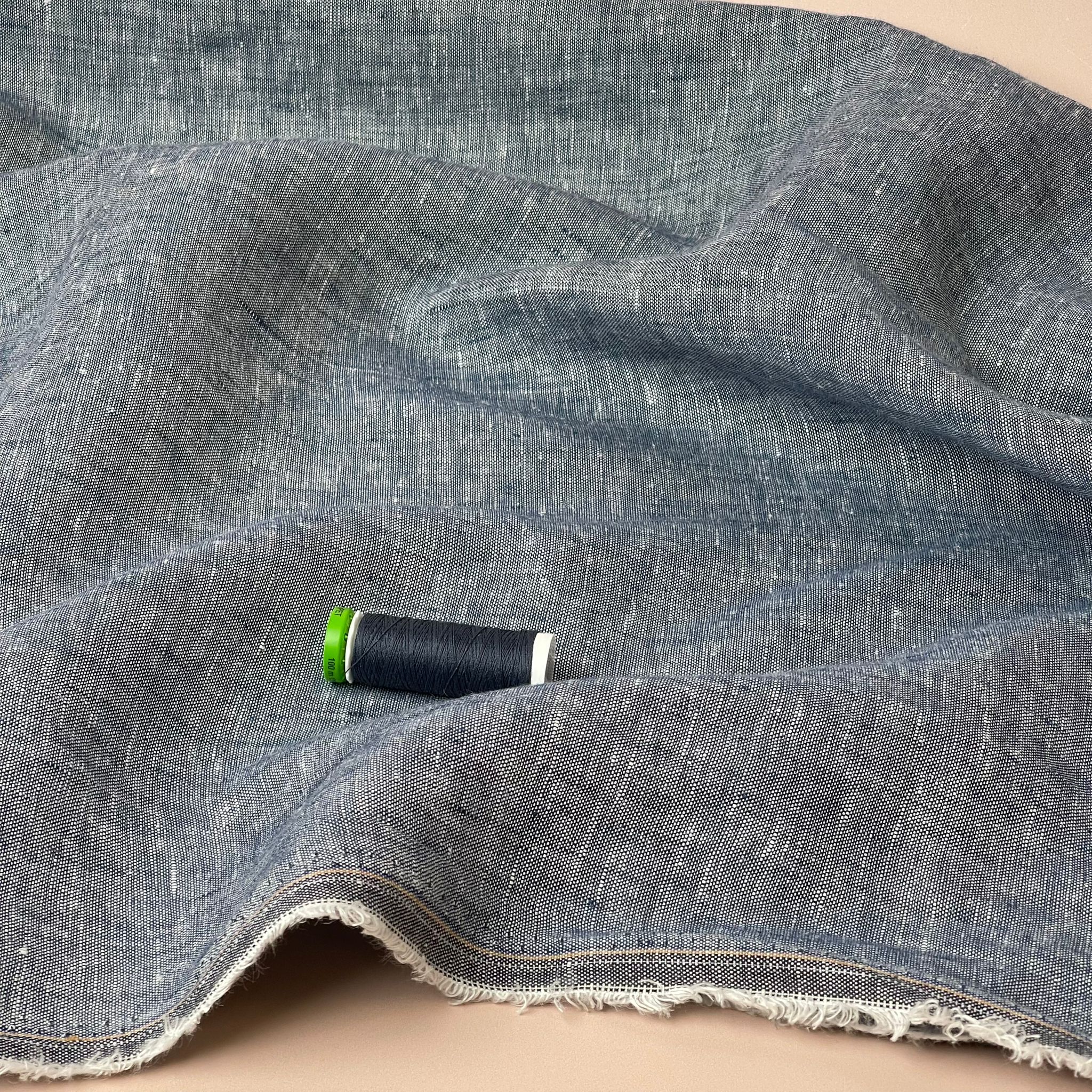Yarn Dyed Pure Linen Fabric in Navy