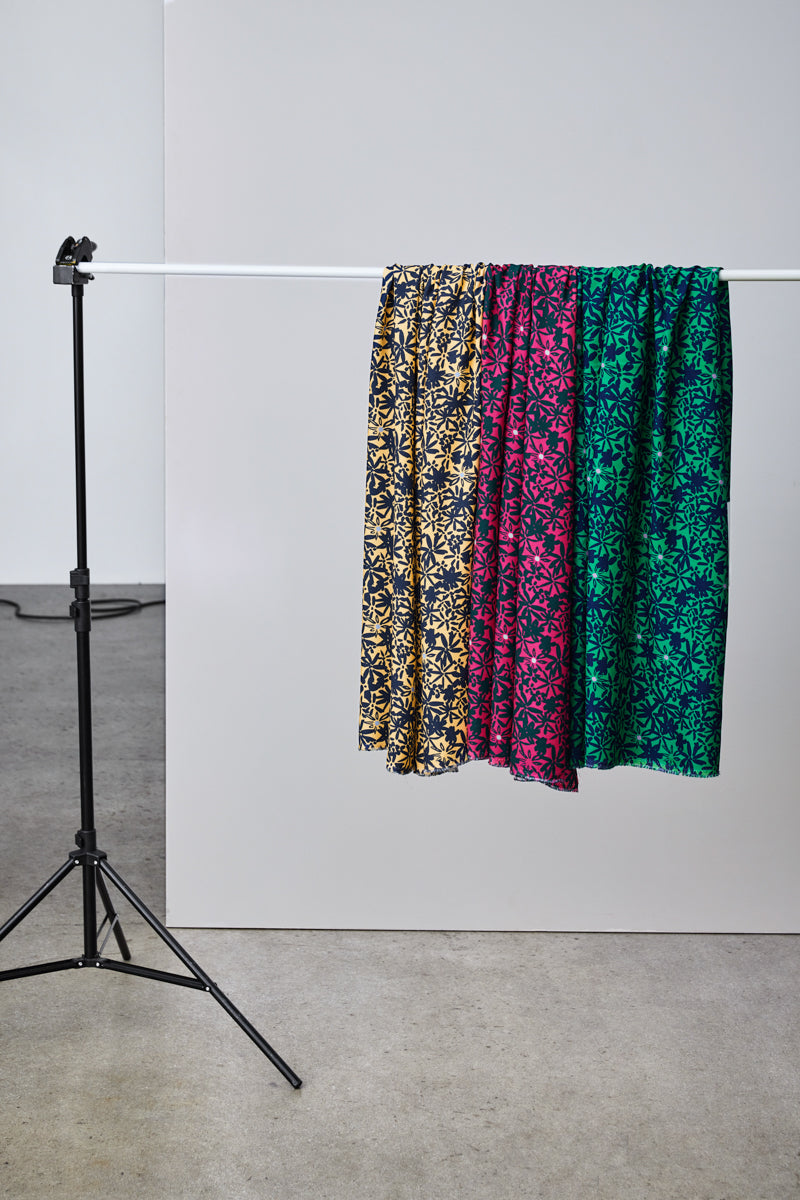 Mind The MAKER - Flowery Crimson ECOVERO™ Viscose Leia Crepe Fabric