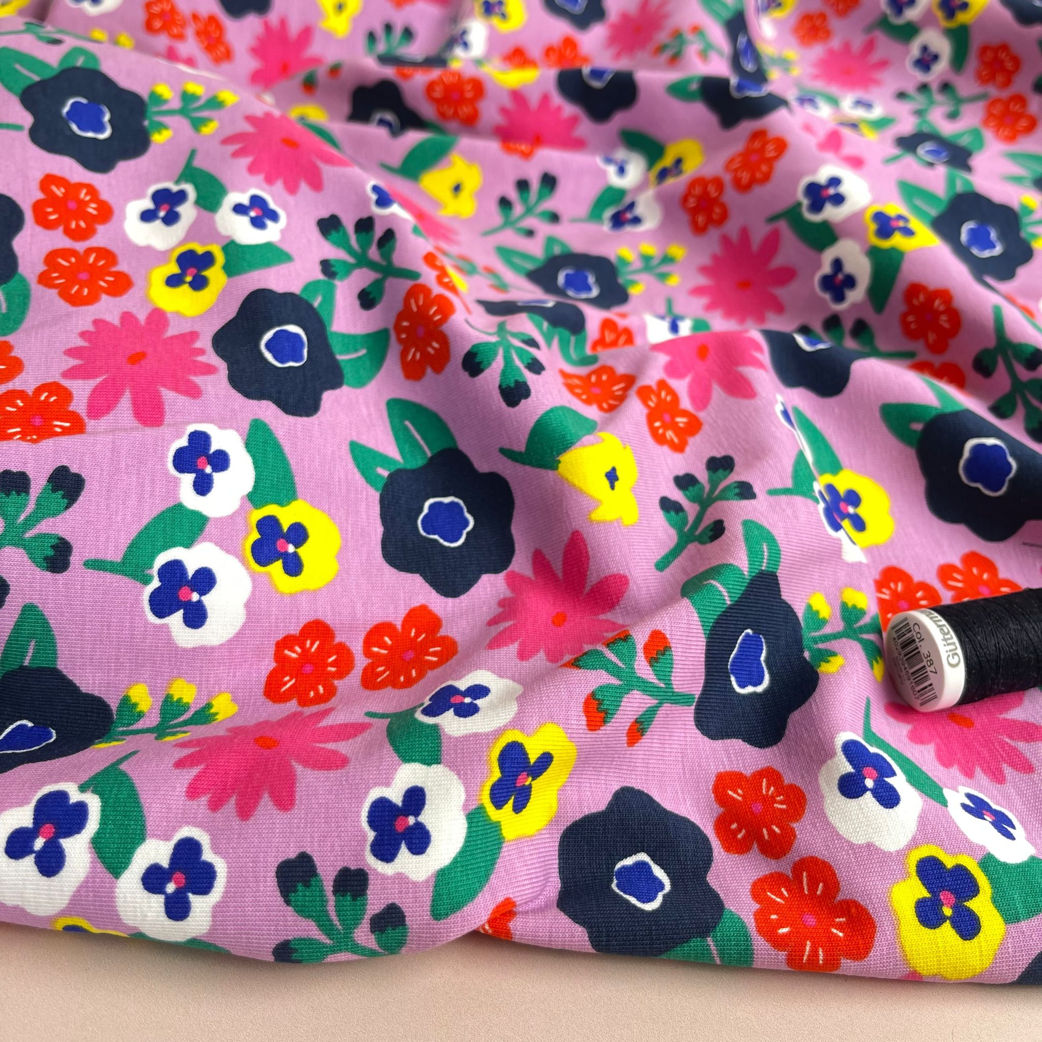 REMNANT 2.13 Metres - Vibrant Posey on Mauve Cotton Jersey Fabric