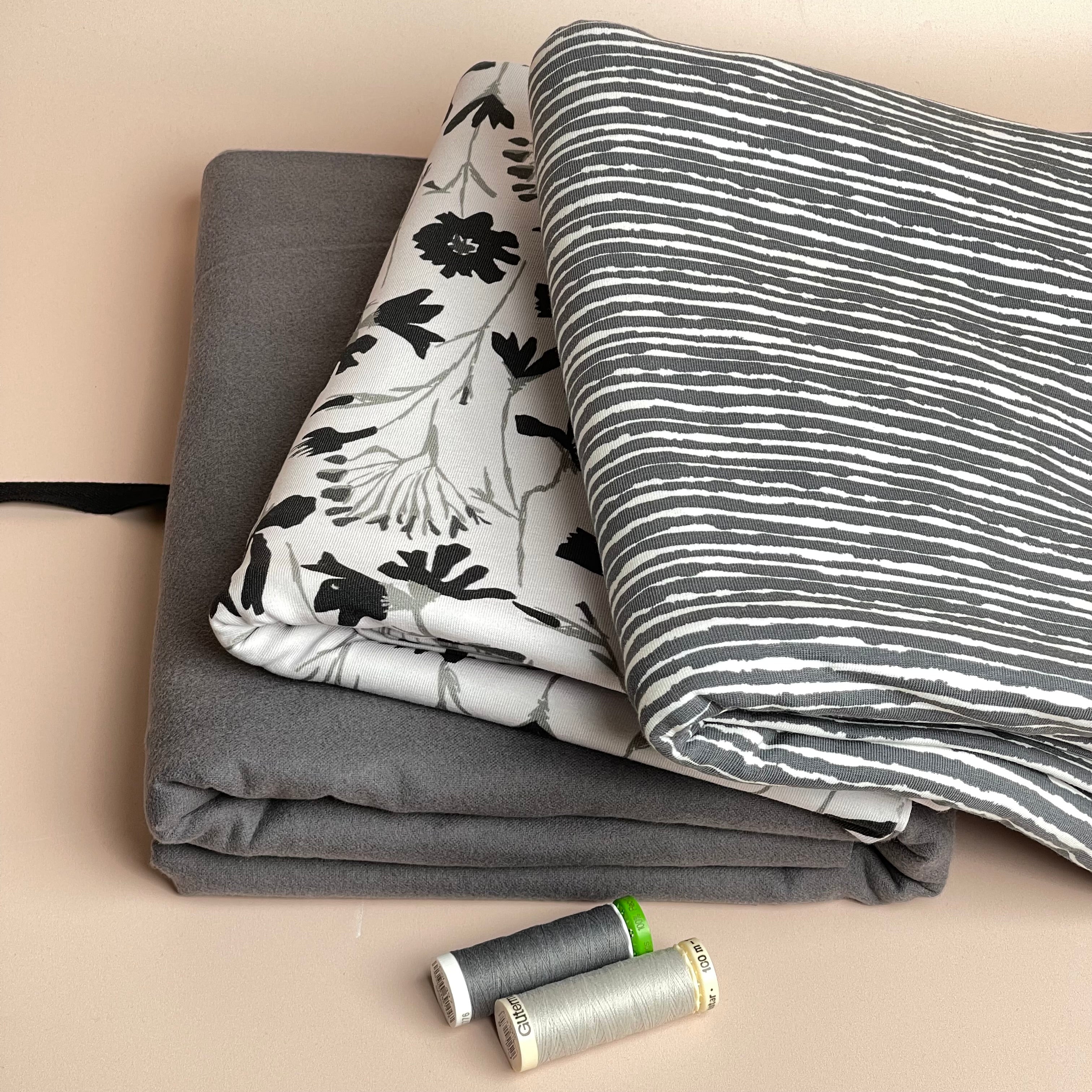 Limited Edition - Luxury Pyjama Kit with Printed Cotton Jersey and Moonstone Grey Flannel