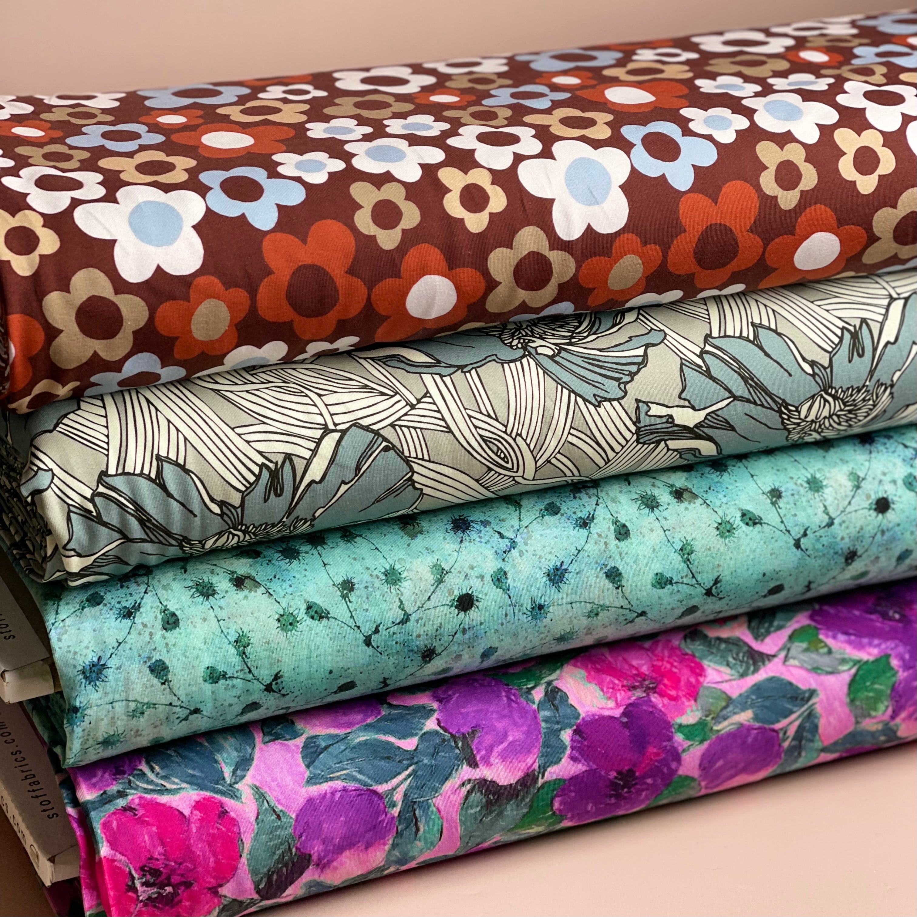 Danish Design - Bold Linear Flower Cotton Jersey