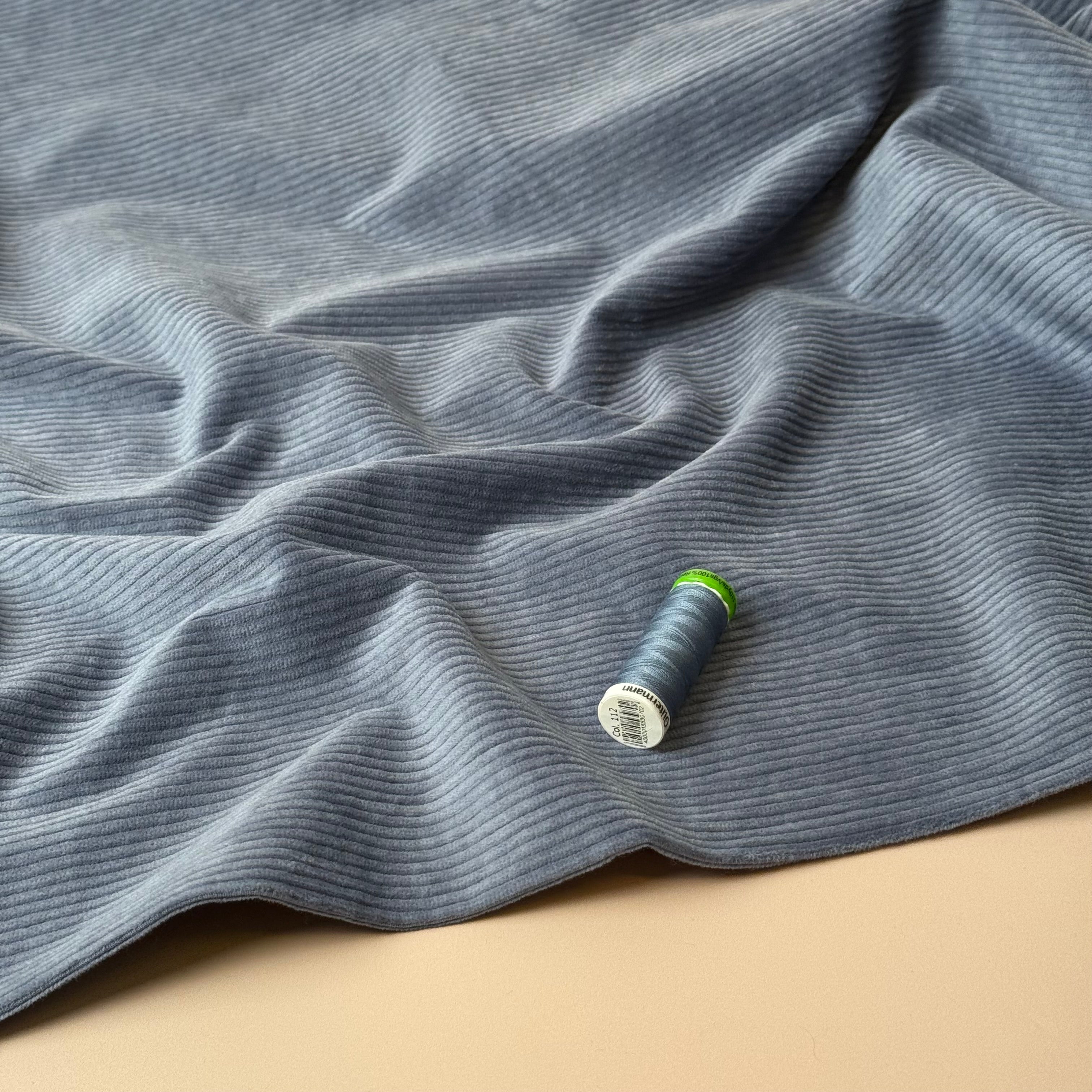 Stretch Washed Corduroy 4.5W in Oceanveiw