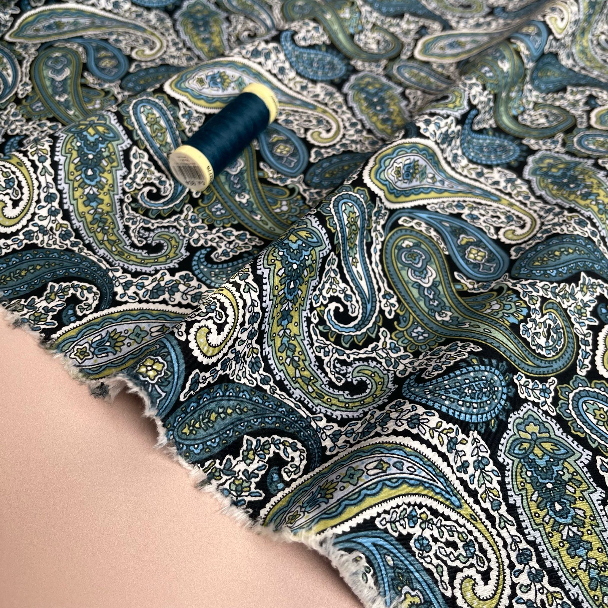 REMNANT 1.69 Metres - Midnight Forest Paisley Cotton Lawn Fabric