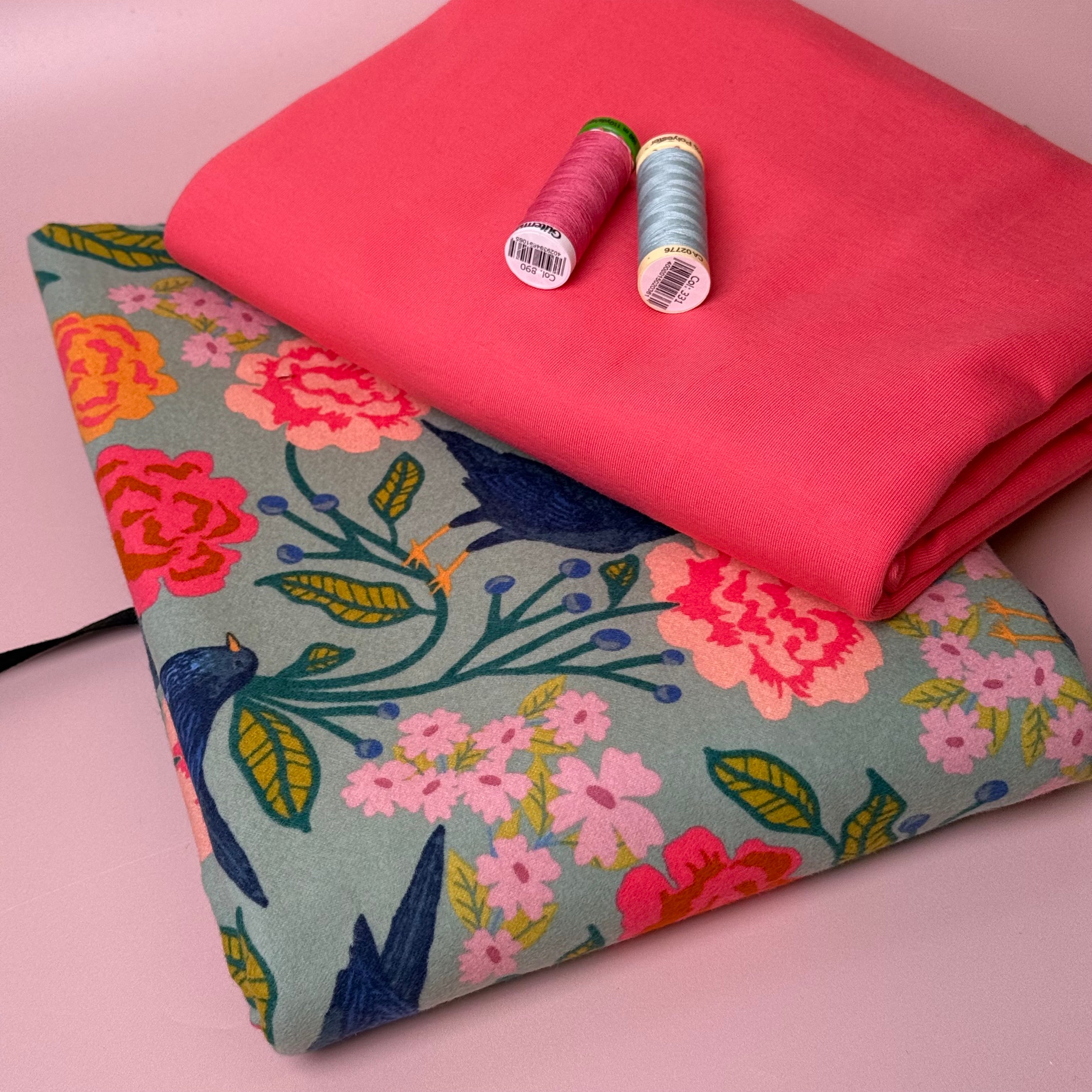 Art Gallery Fabrics - Blackbird Aviary Cotton Flannel from Starling