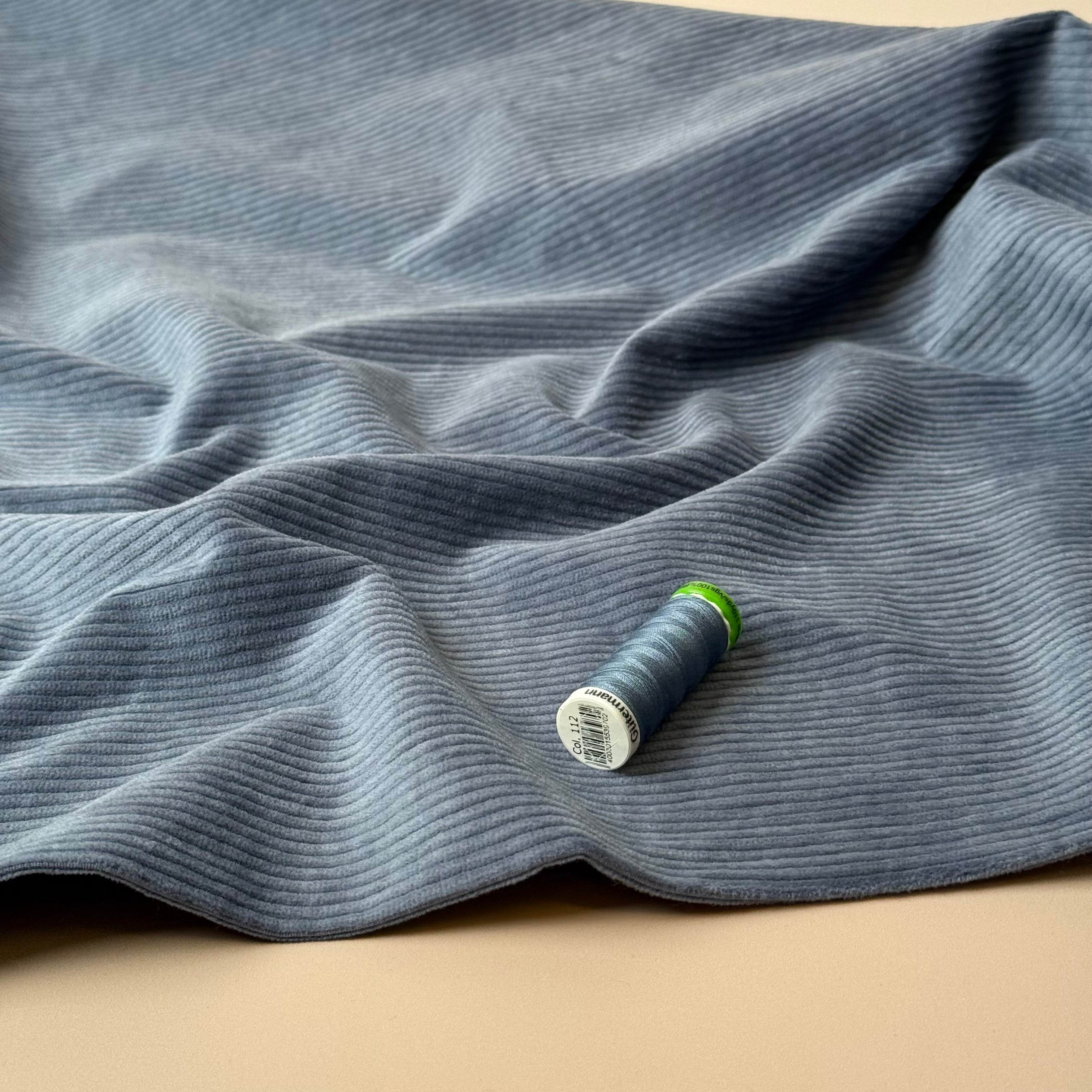 Stretch Washed Corduroy 4.5W in Oceanveiw