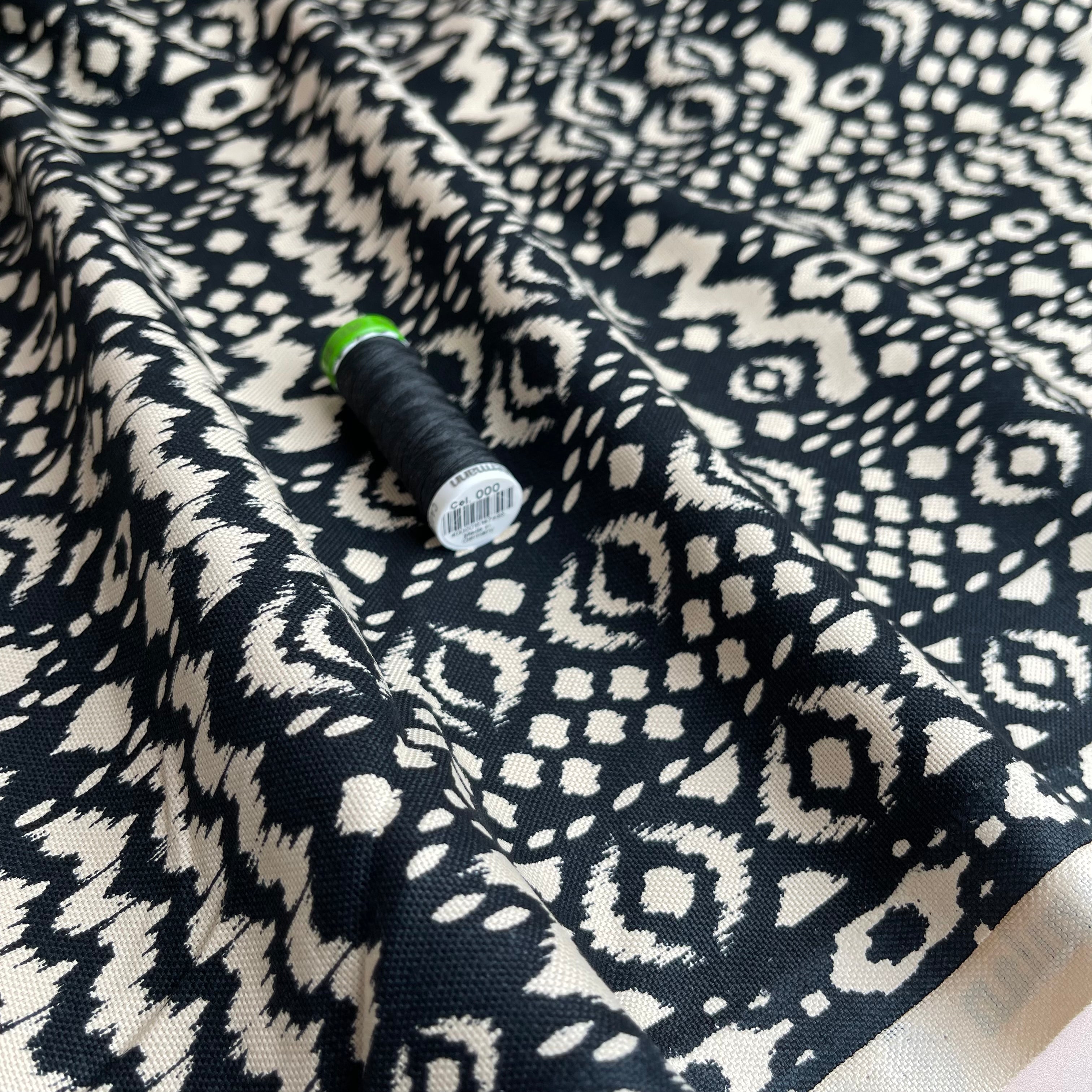 REMNANT 0.45 Metre - Bohemian in Black Cotton Canvas