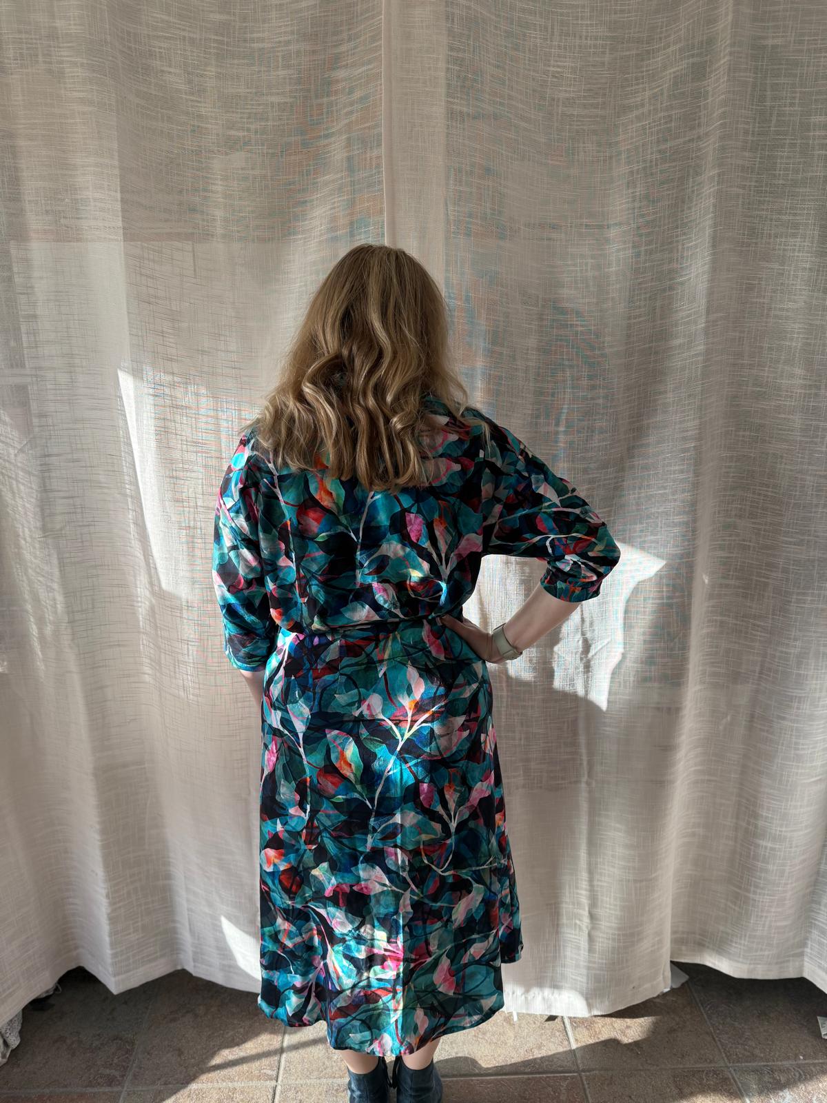 Lamazi Makers Club - March Luxury Bag - Silmu Shirt Dress Sewing Kit in Viscose