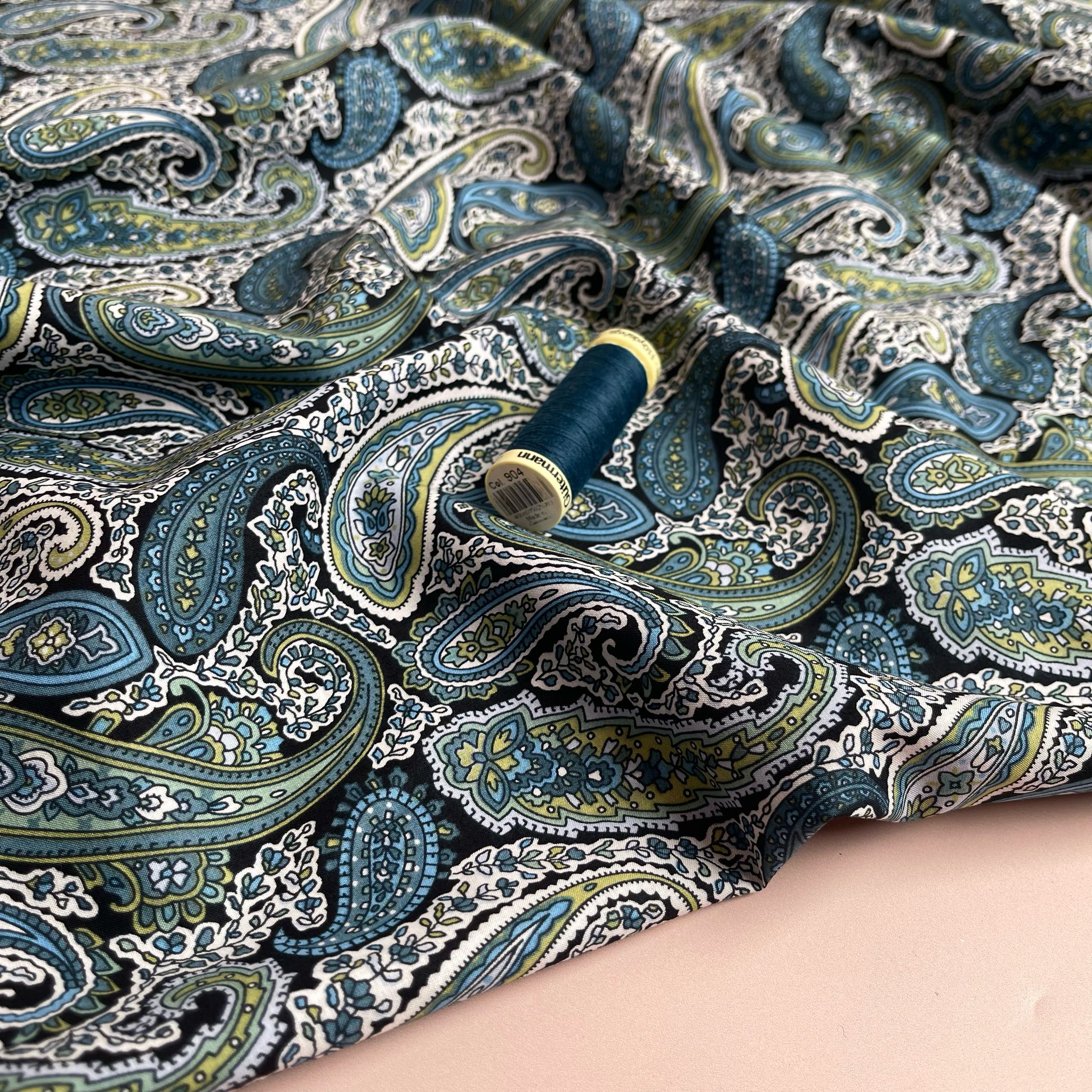 REMNANT 1.69 Metres - Midnight Forest Paisley Cotton Lawn Fabric