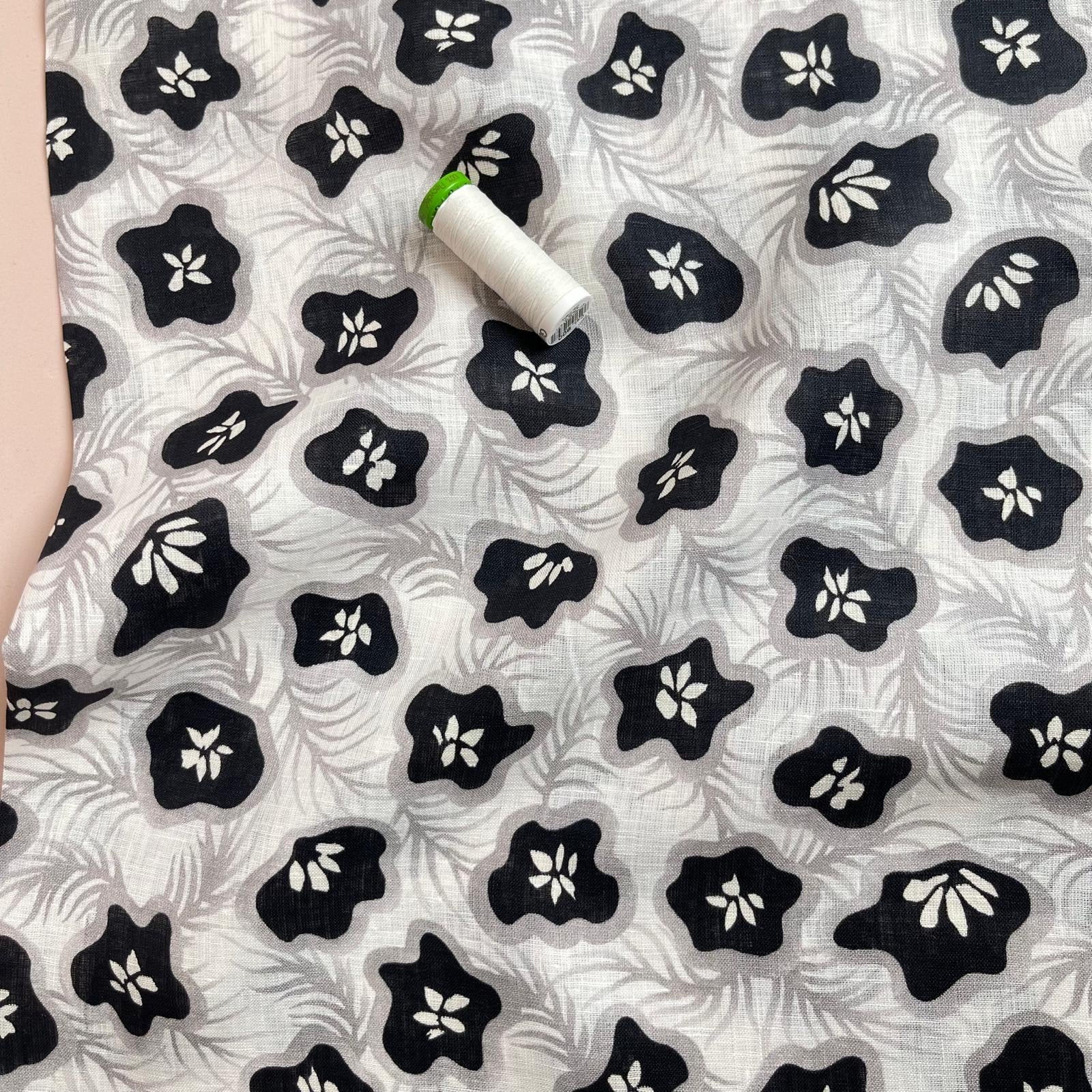 Ex-Designer Deadstock Tropical Fruits in Monochrome Pure Linen Fabric