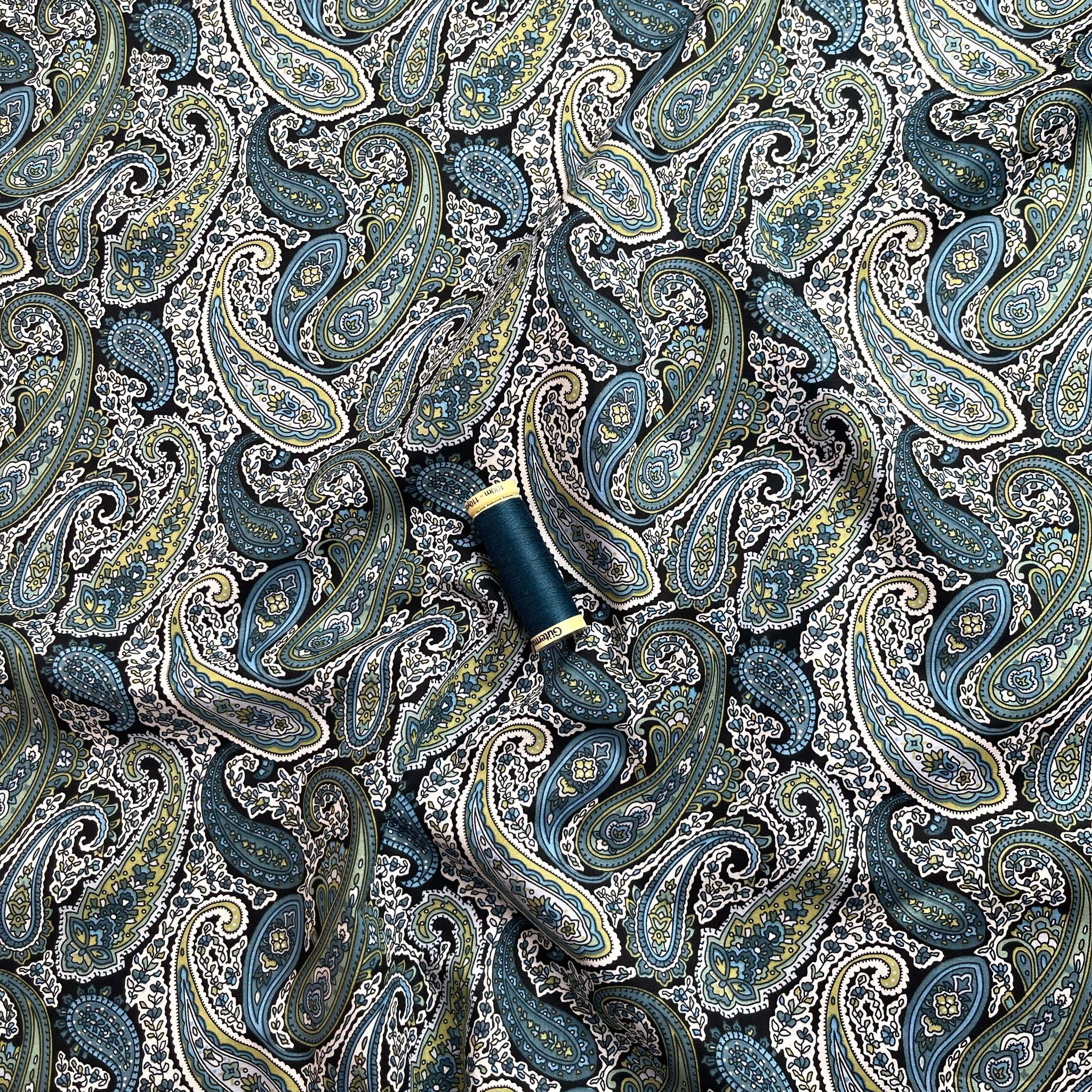REMNANT 1.69 Metres - Midnight Forest Paisley Cotton Lawn Fabric