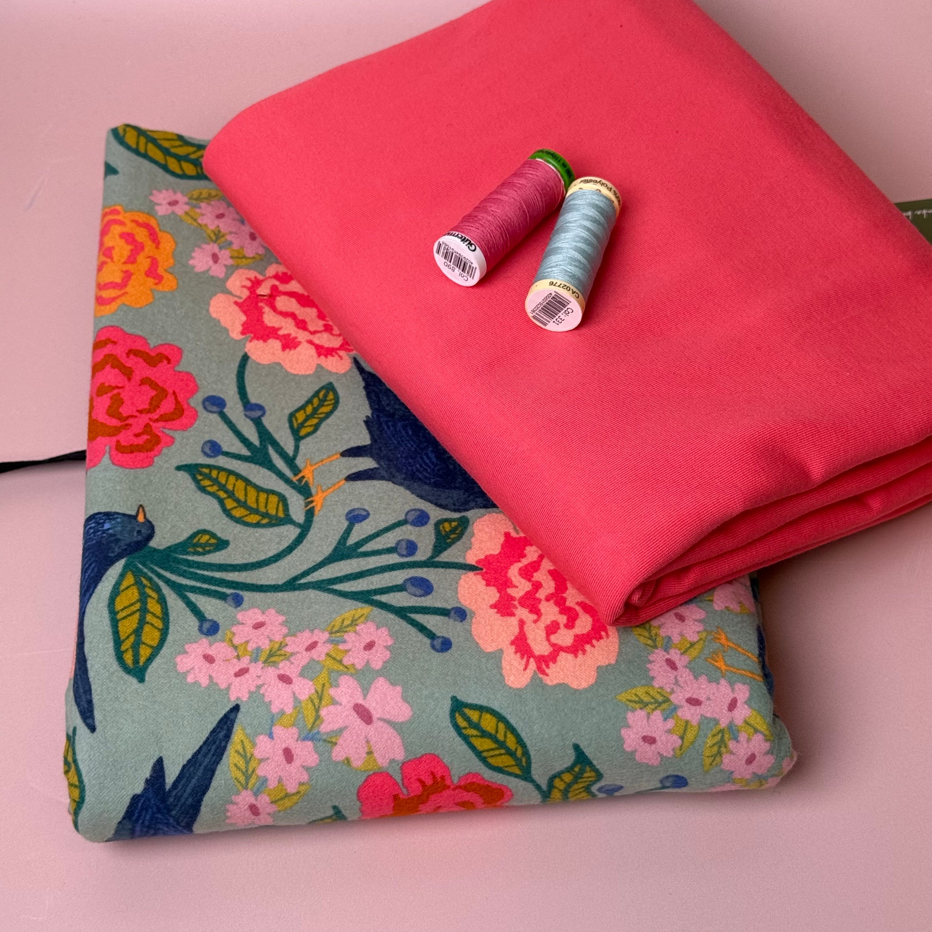 Art Gallery Fabrics - Blackbird Aviary Cotton Flannel from Starling