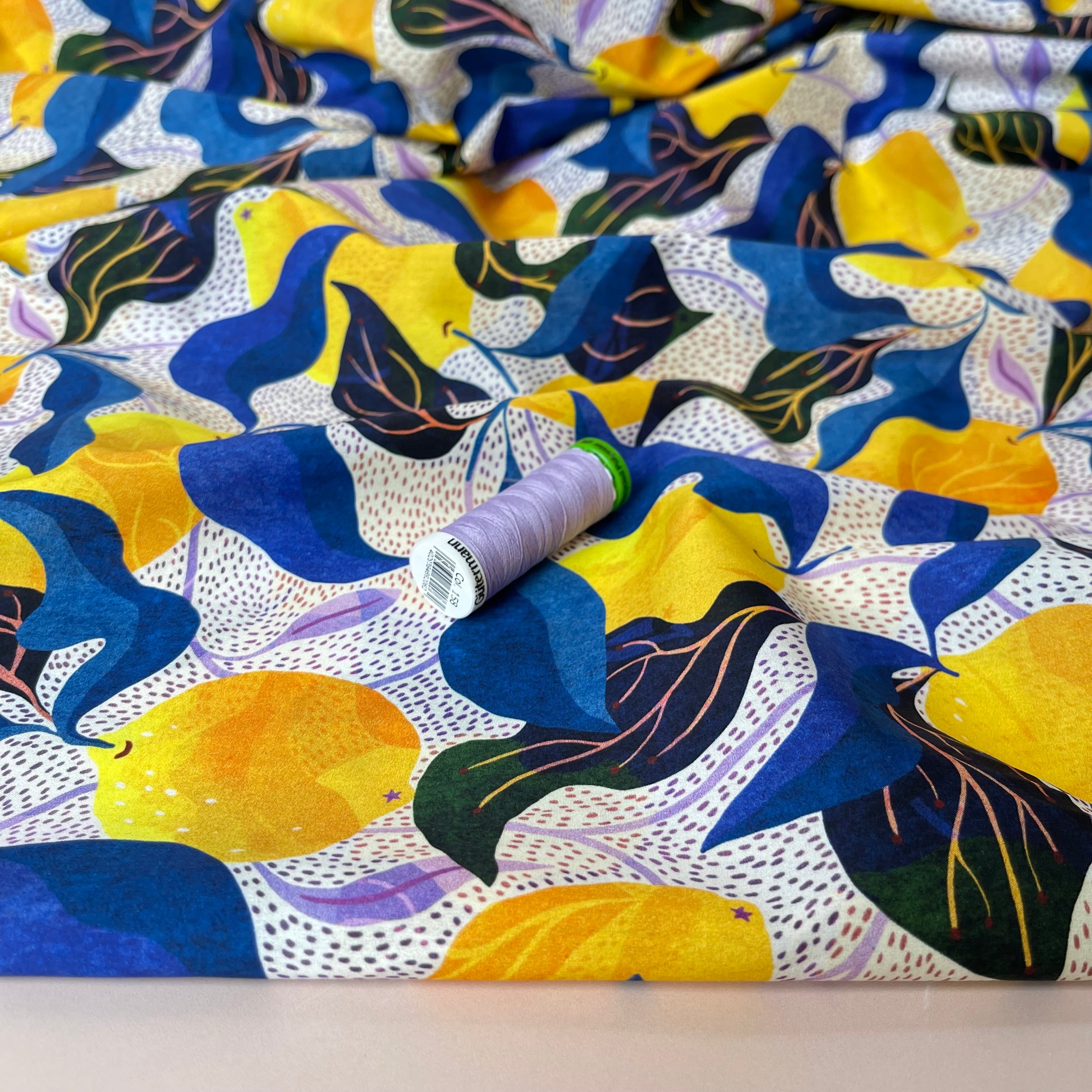 Sewing Kit - Silmu Shirt in Mediterranian Lemons Cotton Lawn