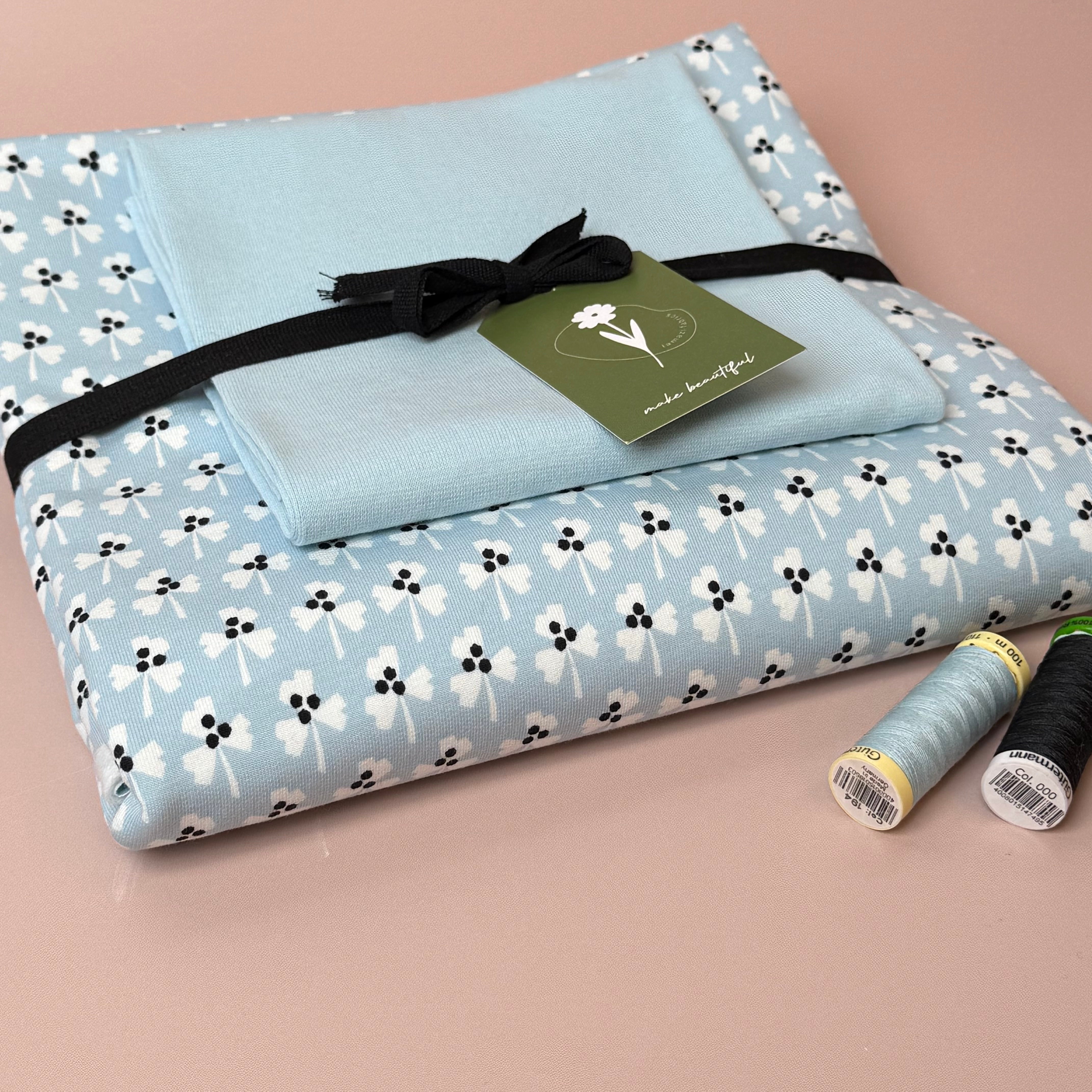 Colour Bundles - Monochrome Clovers Sweatshirt & Ribbing