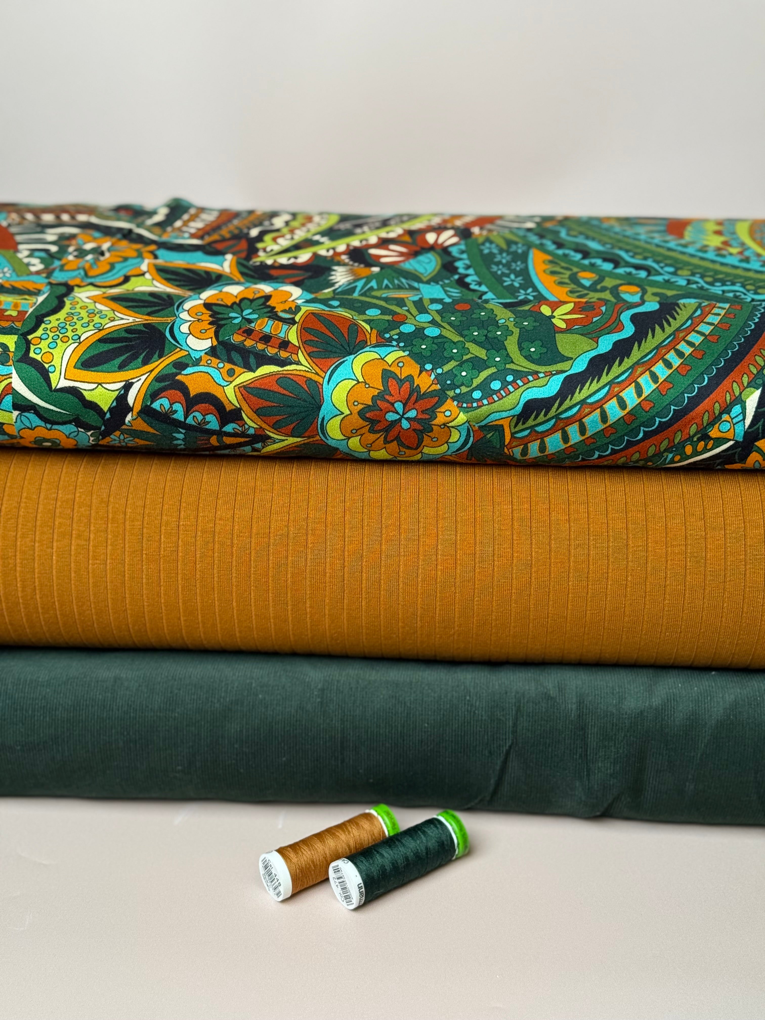 21 Wale Cotton Needlecord in Forest Green