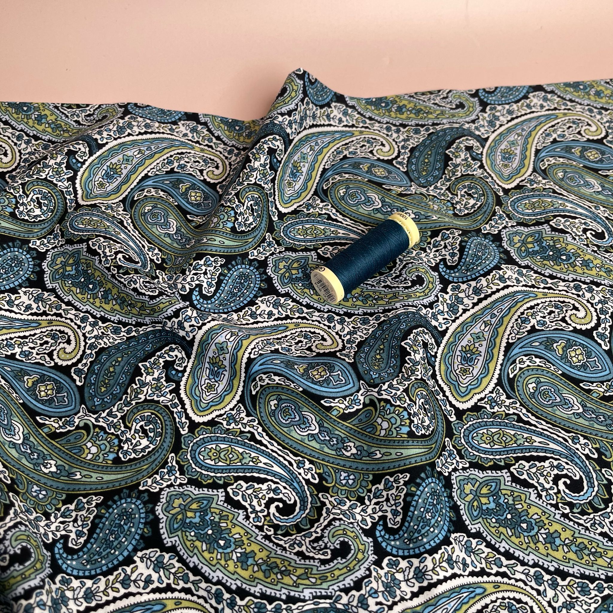 REMNANT 1.69 Metres - Midnight Forest Paisley Cotton Lawn Fabric