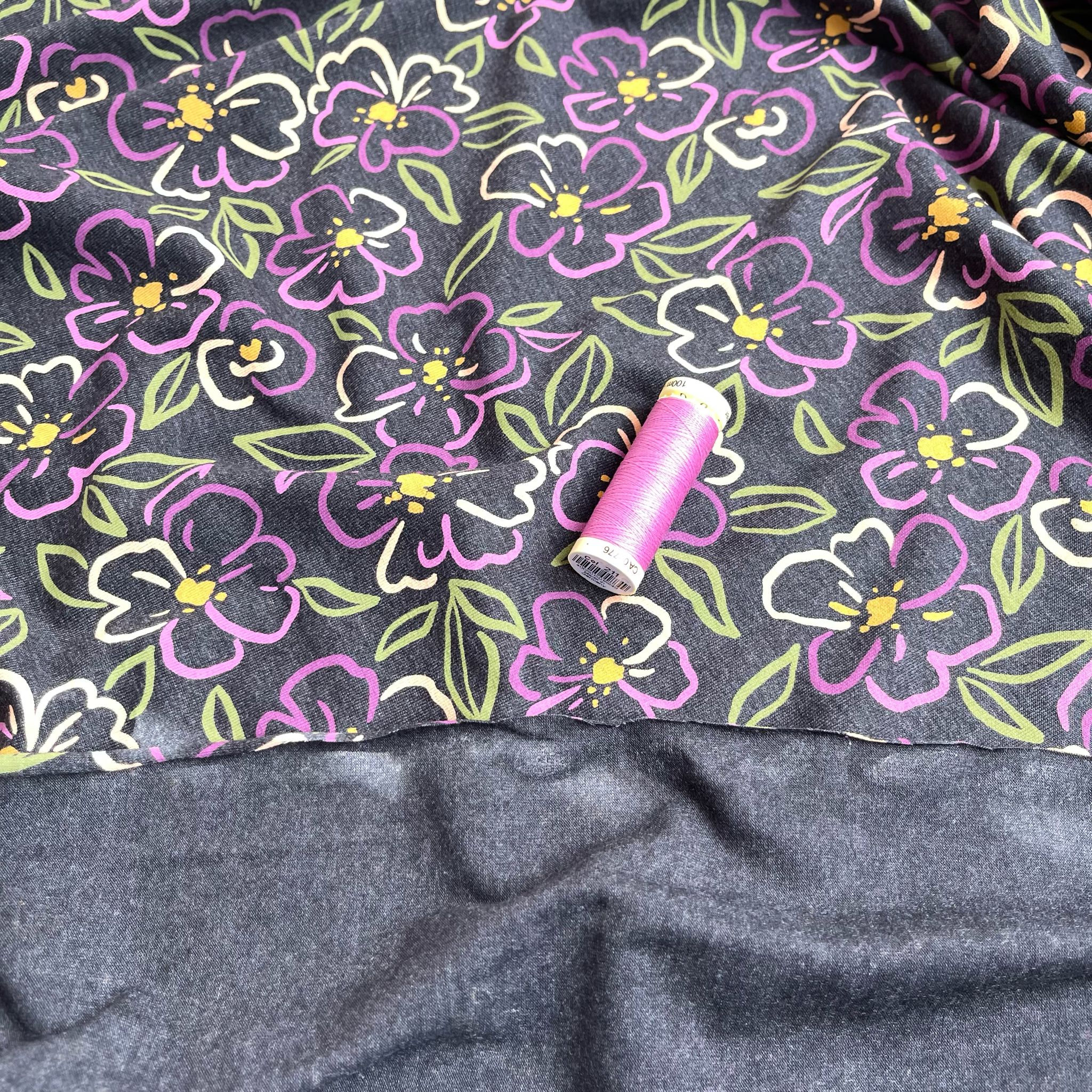 REMNANT 0.53 Metre - Floral Outline on Dark Grey Melange Jersey Fabric