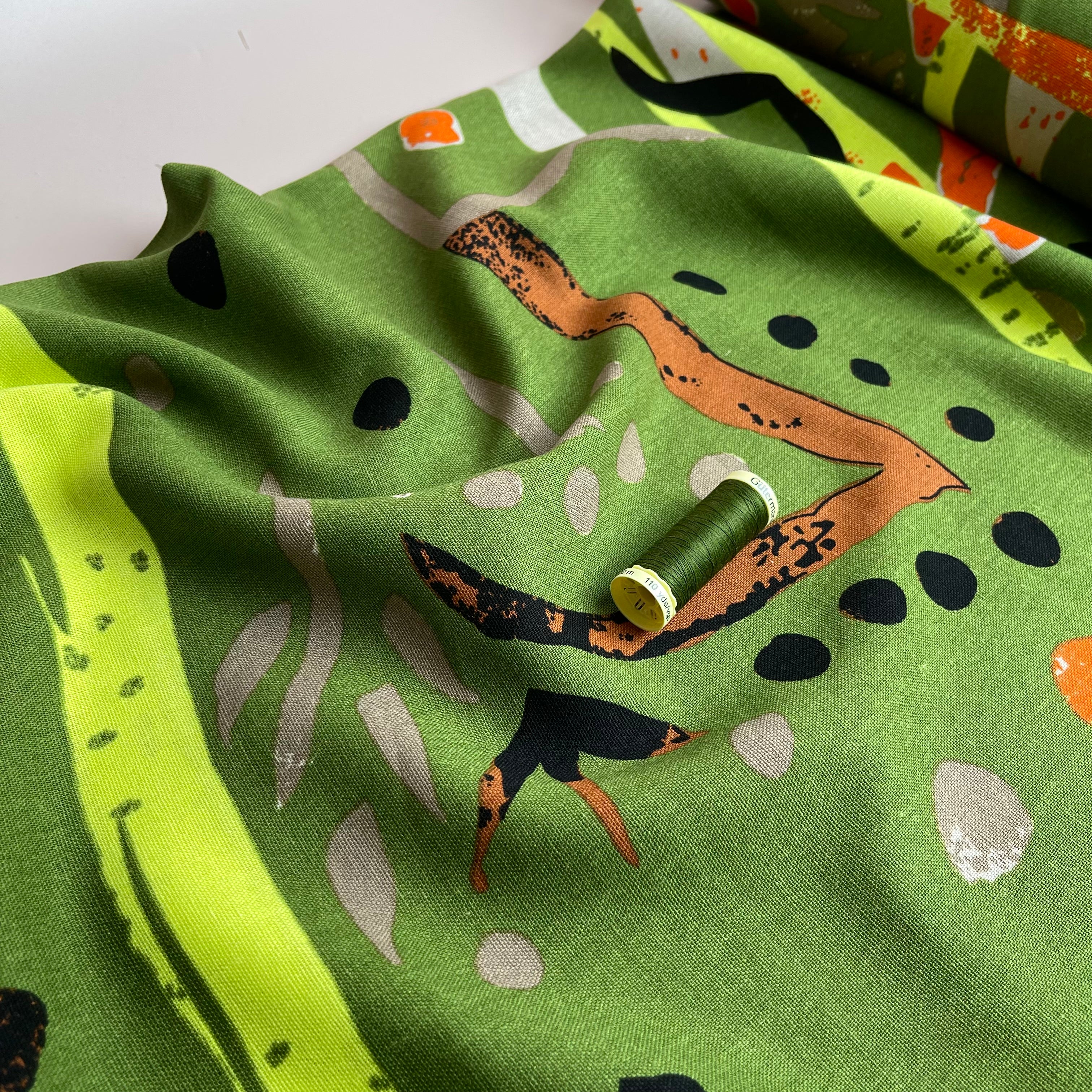 REMNANT 0.66 Metre - Modern Art Green Viscose Linen Blend Fabric