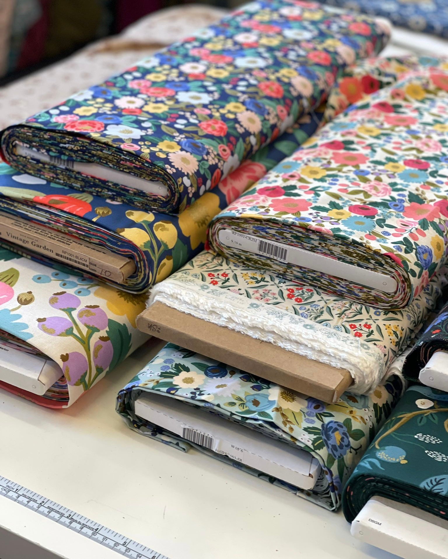 Rifle Paper Co - Estee Cream Rayon from Vintage Garden