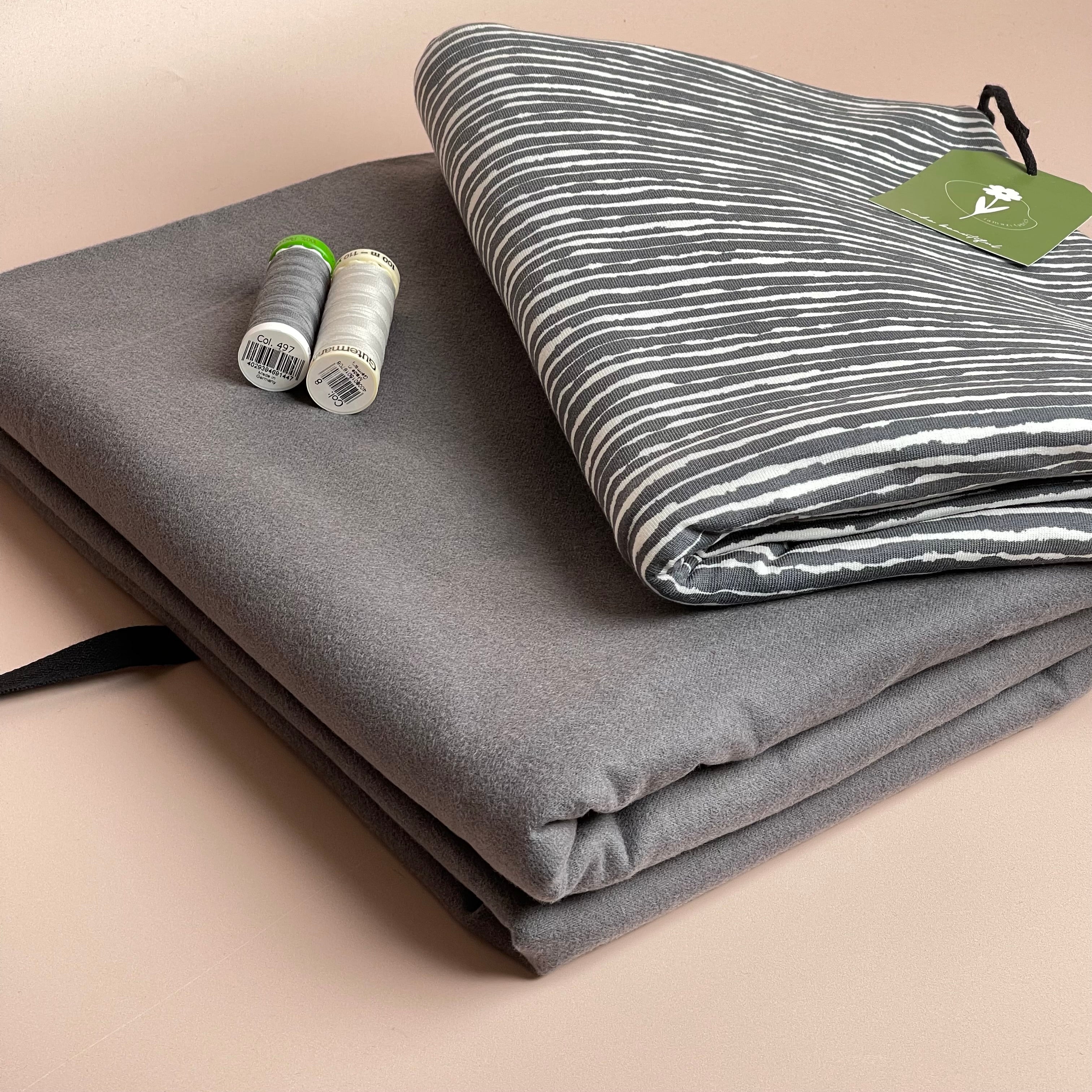 Limited Edition - Luxury Pyjama Kit with Printed Cotton Jersey and Moonstone Grey Flannel