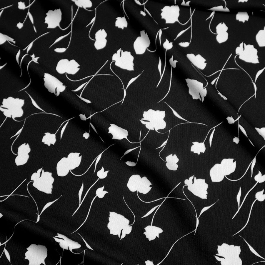PRE-ORDER - MID SEPTEMBER DELIVERY Mind The MAKER - Poppy Black Viscose Twill with LENZING™ ECOVERO™ fibres
