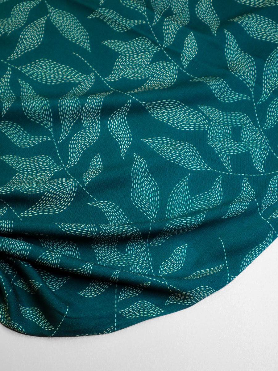 PRE-ORDER - MID SEPTEMBER DELIVERY Mind The MAKER - Lulu Teal Viscose Twill with LENZING™ ECOVERO™ fibres