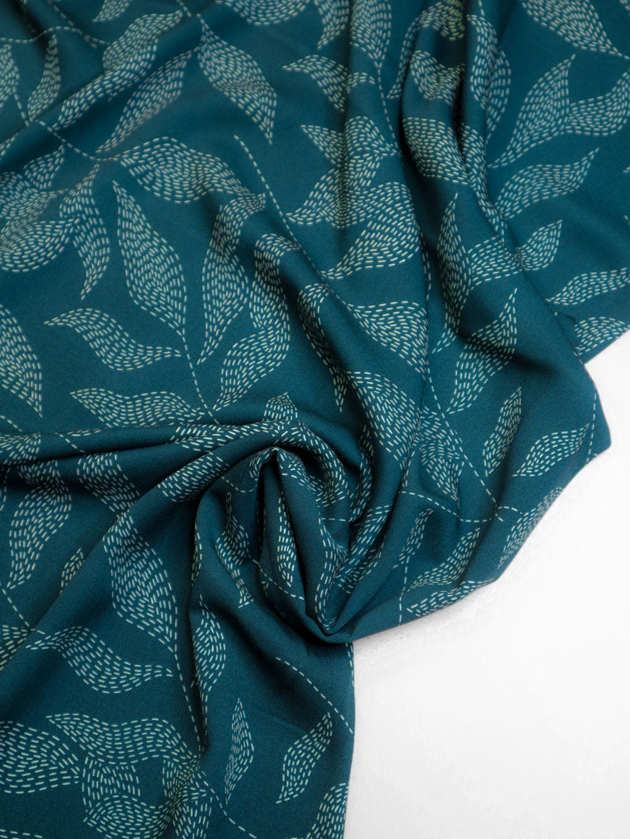PRE-ORDER - MID SEPTEMBER DELIVERY Mind The MAKER - Lulu Teal Viscose Twill with LENZING™ ECOVERO™ fibres
