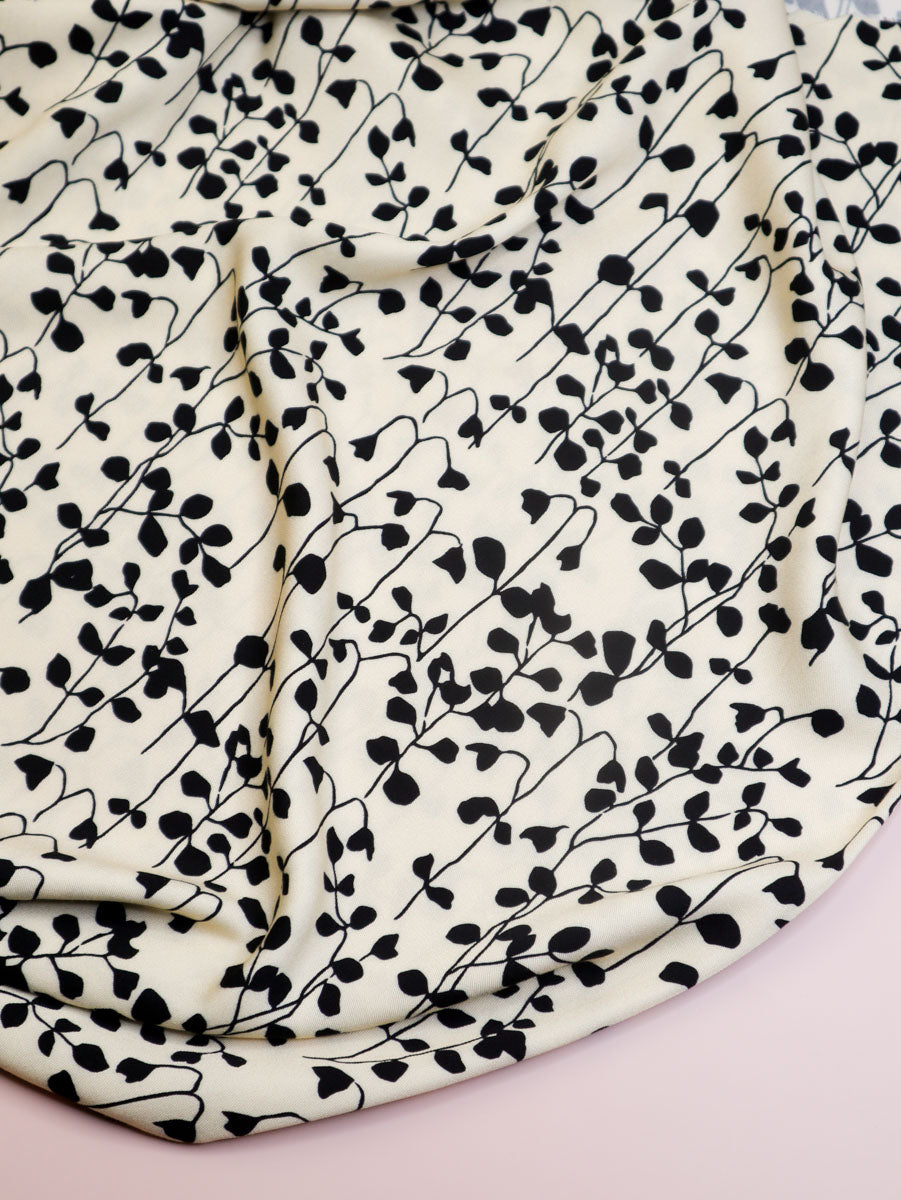 PRE-ORDER - MID SEPTEMBER DELIVERY Mind The MAKER - Goya Ivory Viscose Twill with LENZING™ ECOVERO™ fibres