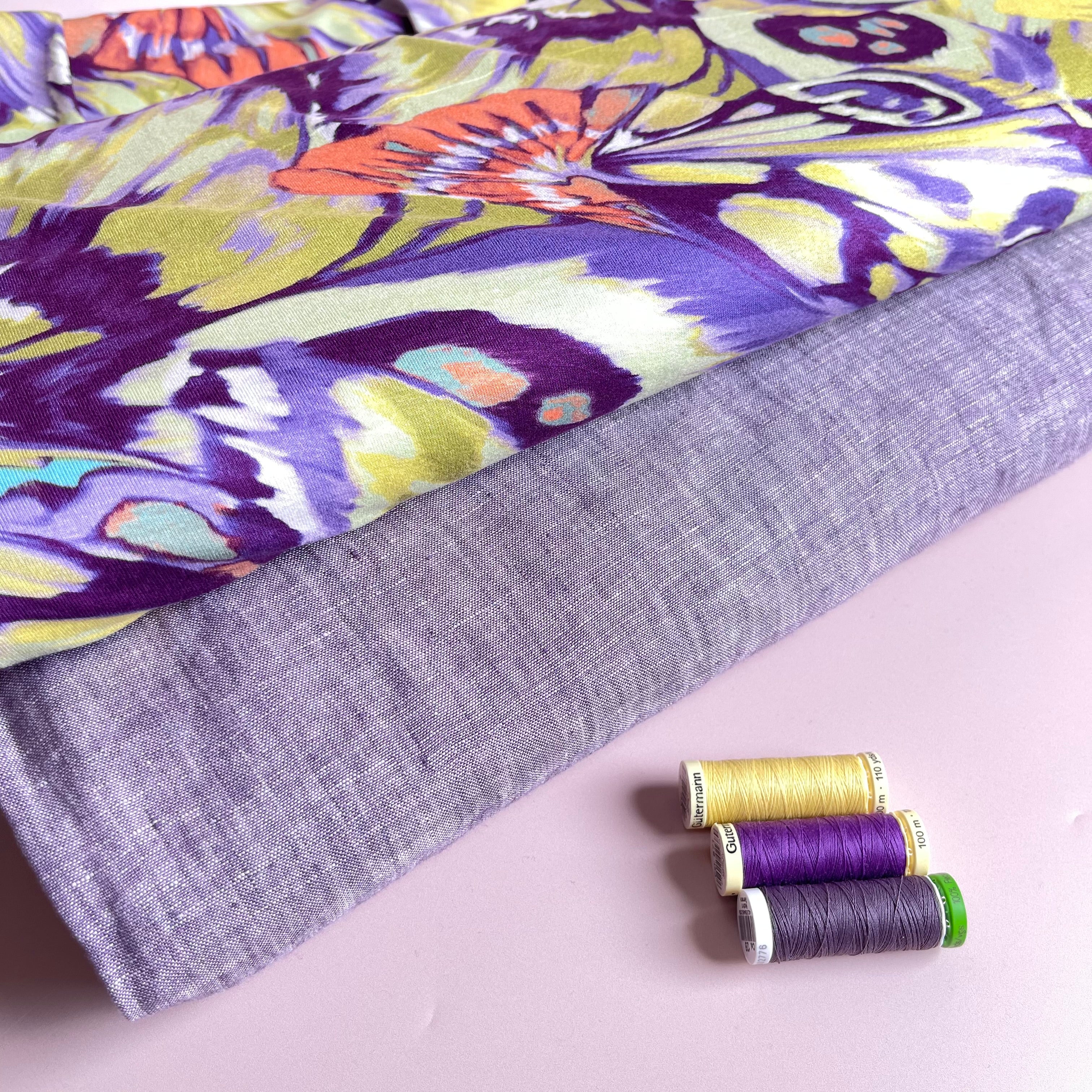 Yarn Dyed Pure Linen Fabric in Mauve