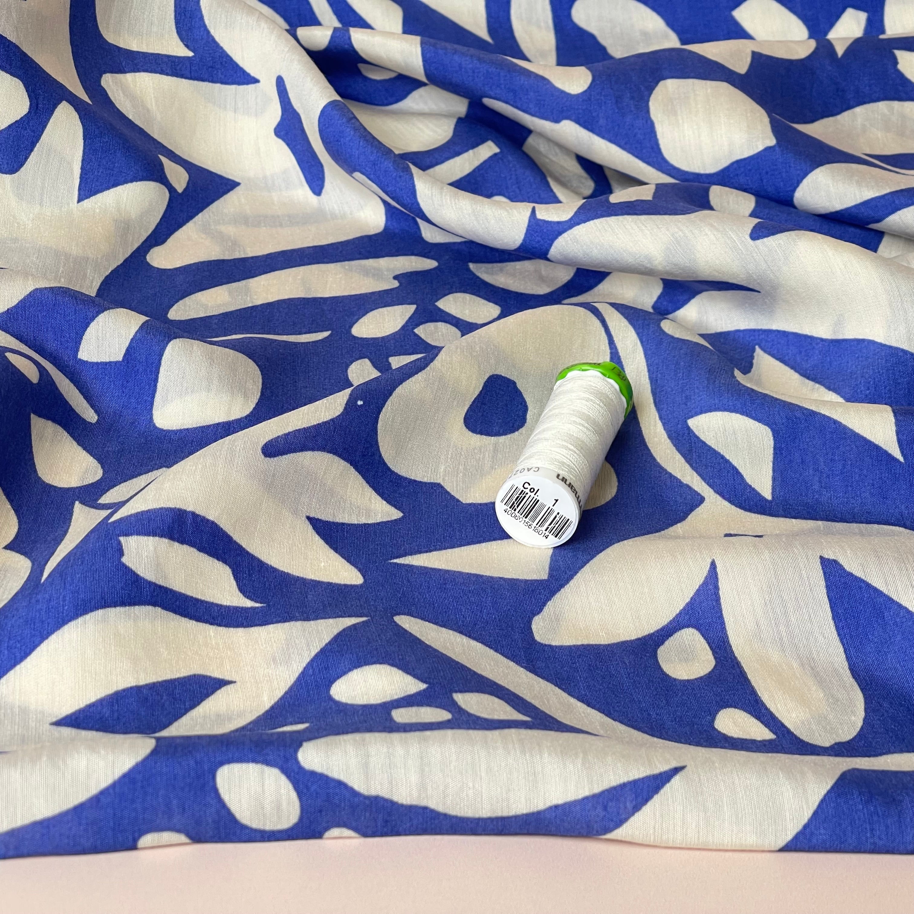 REMNANT 0.32 Metre - Graphic Foliage Blue Viscose Blend Fabric