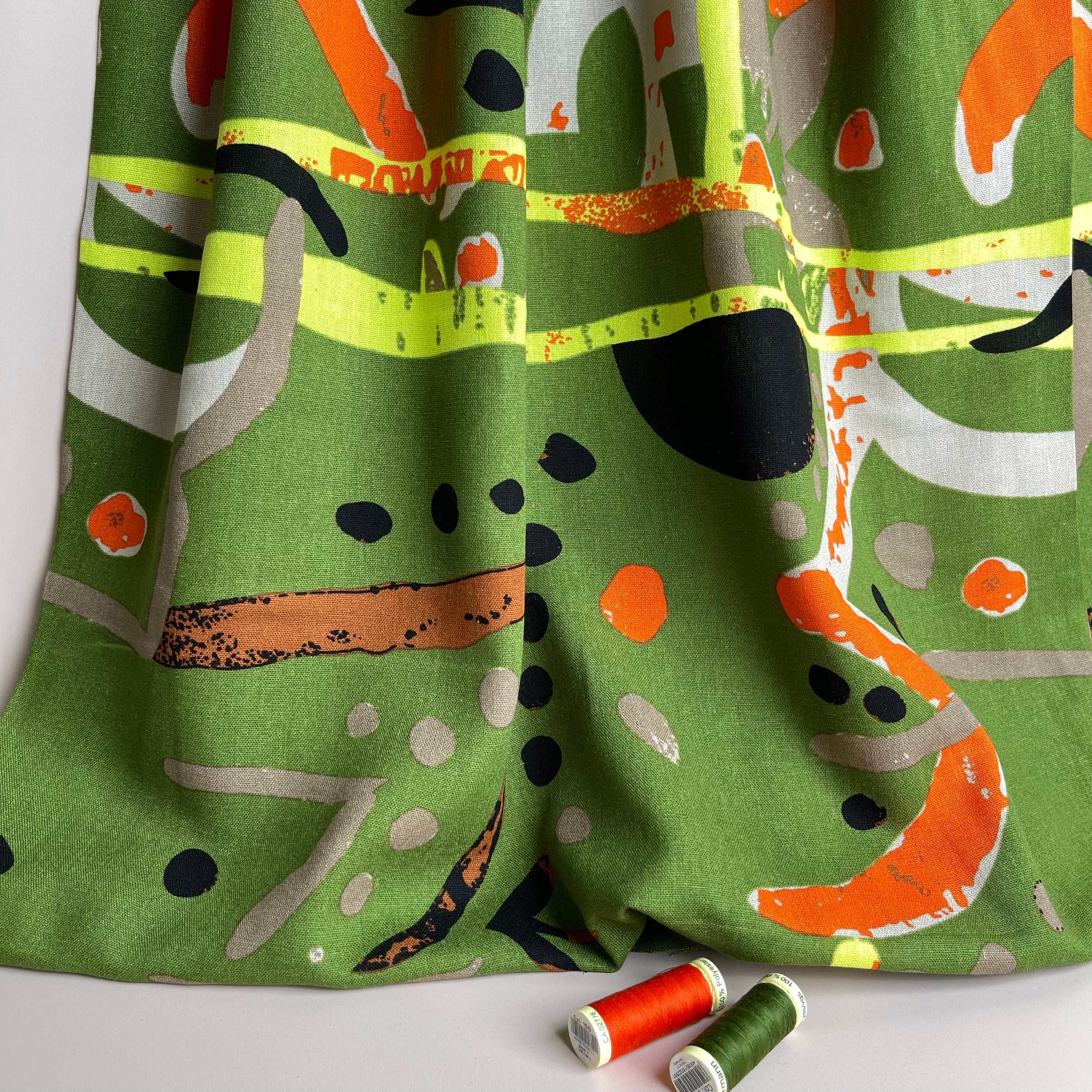 REMNANT 2.9 Metres - Modern Art Green Viscose Linen Blend Fabric
