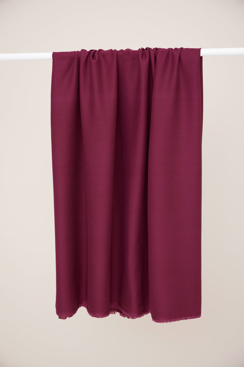 Mind The MAKER - Plain Fuchsia ECOVERO™ Viscose Leia Crepe Fabric