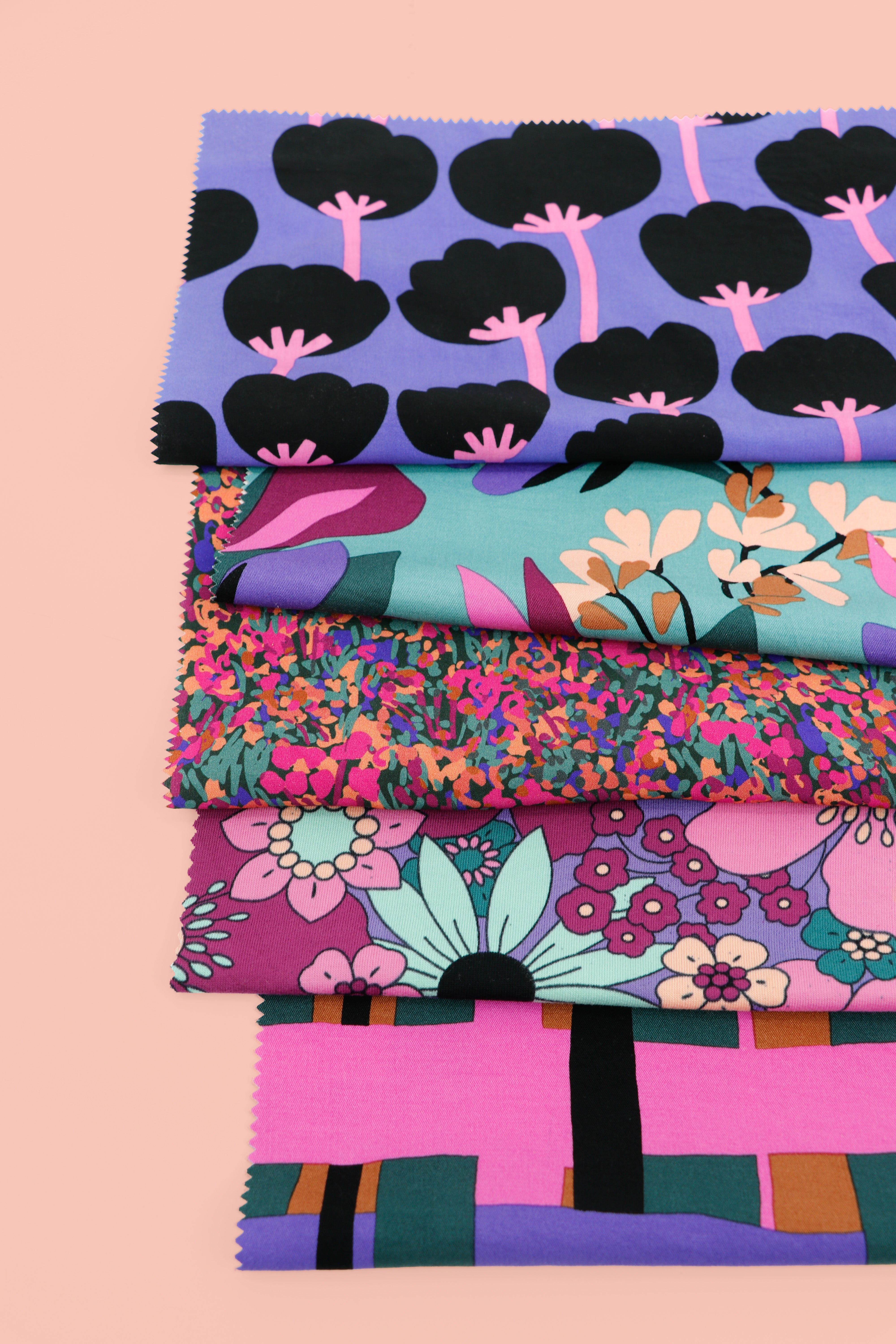 REMNANT 0.92 Metre - Nerida Hansen -Colourful Garden on Dark Green Viscose with LENZING™ ECOVERO™ fibres