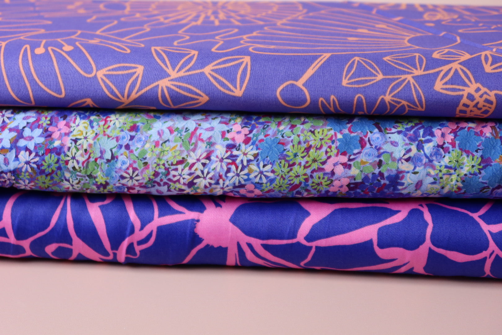 REMNANt 0.70 metre - Ditsy Lilac Field Viscose Fabric with LENZING™ ECOVERO™ Fibres