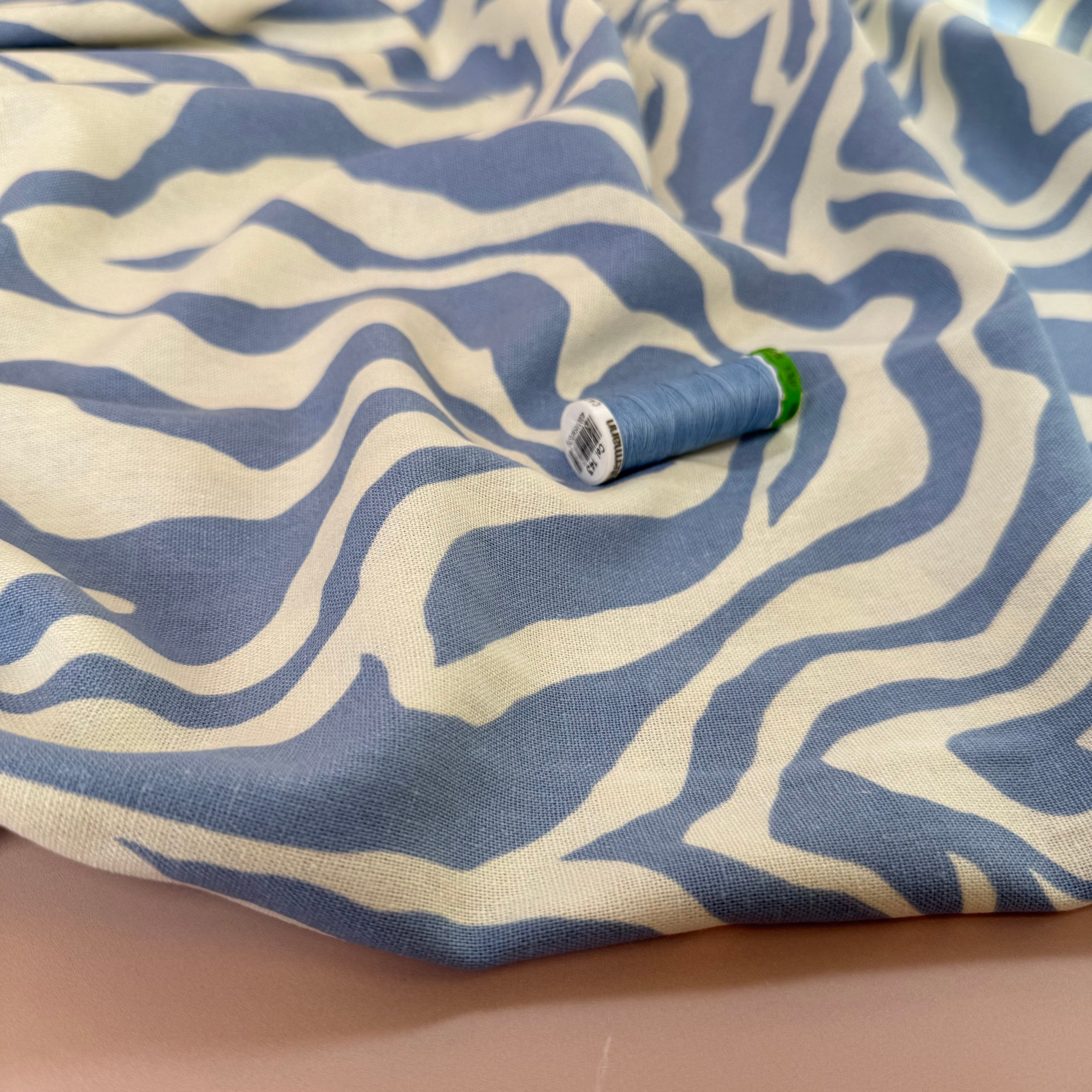 REMNANT 0.45 Metre - Zebra Blue and Off-White Linen Viscose Blend Fabric