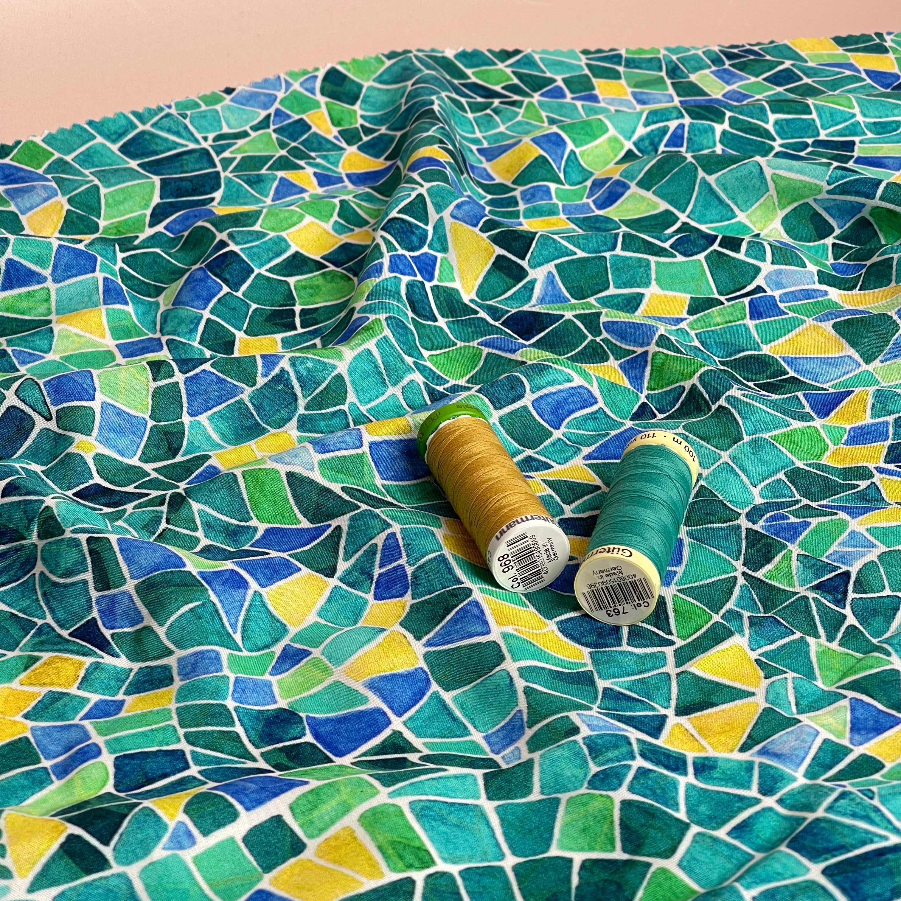 REMNANT 0.39 Metre - Adventure - Mosaics Viscose in Emerald