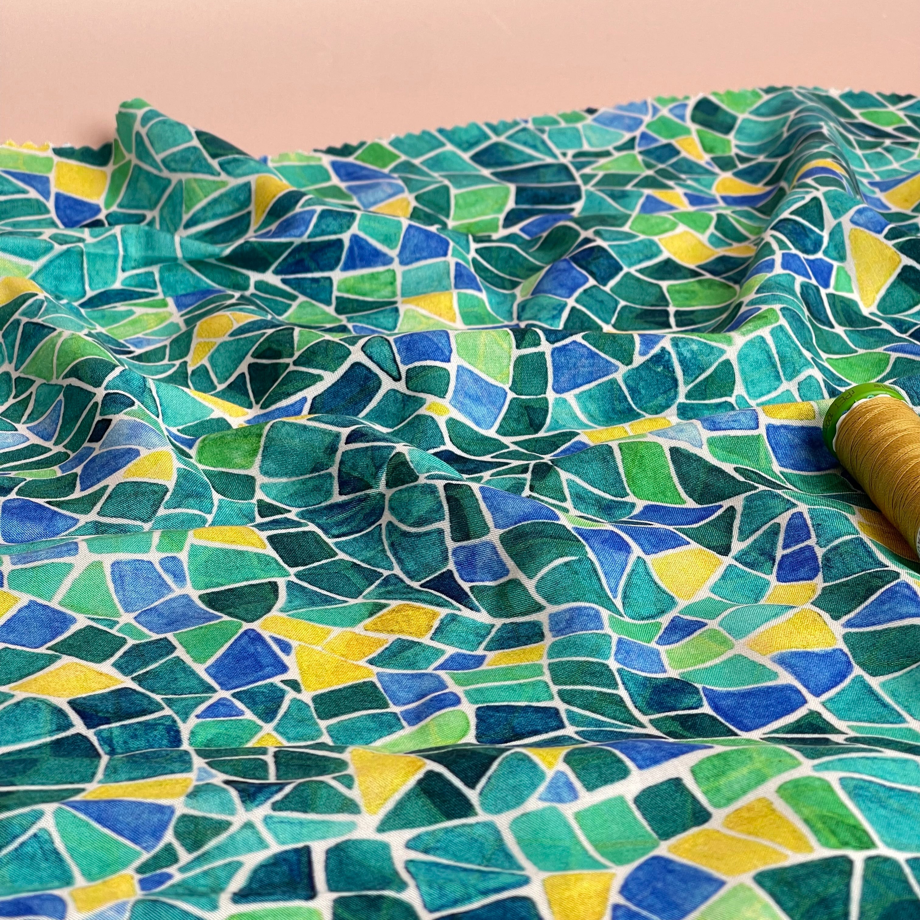 REMNANT 0.39 Metre - Adventure - Mosaics Viscose in Emerald