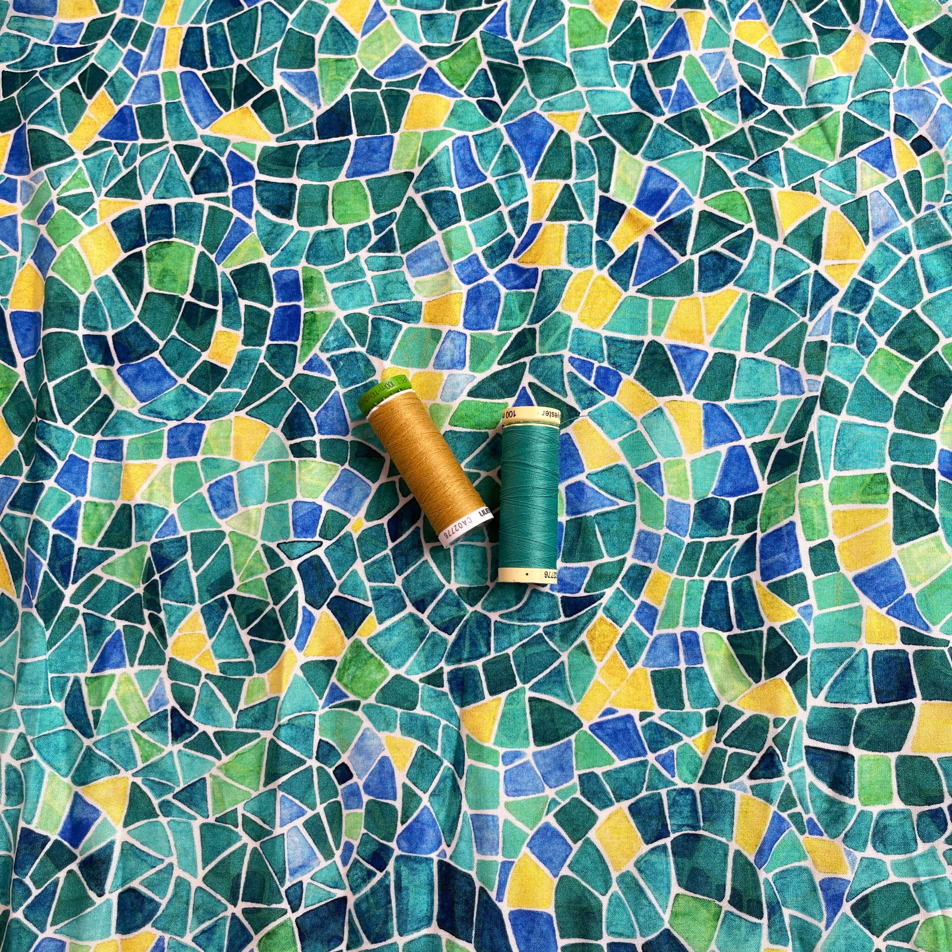 REMNANT 0.39 Metre - Adventure - Mosaics Viscose in Emerald