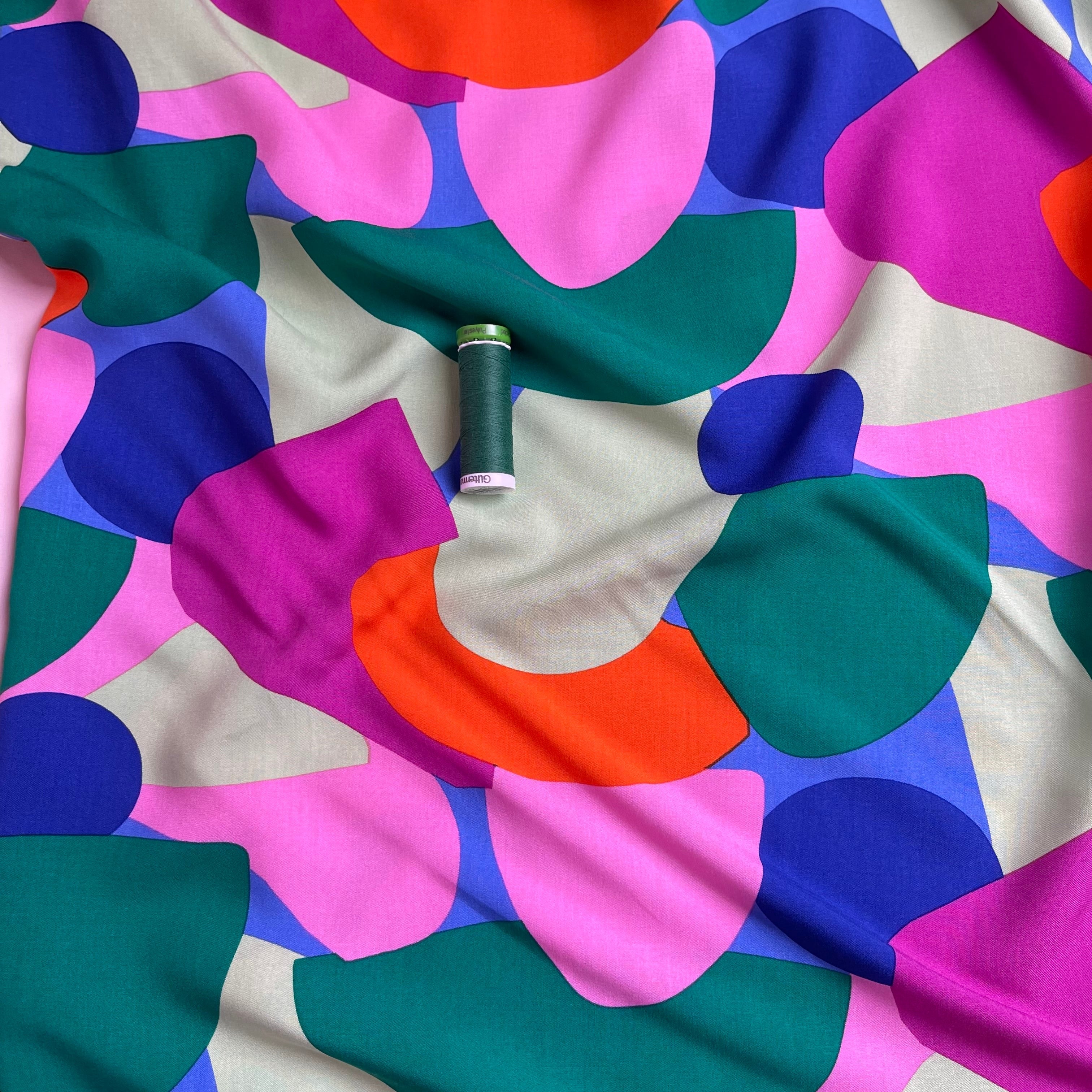 Make an Outfit Colour Bundle - Rockpool EcoVero Viscose with Emerald Breeze Washed Linen