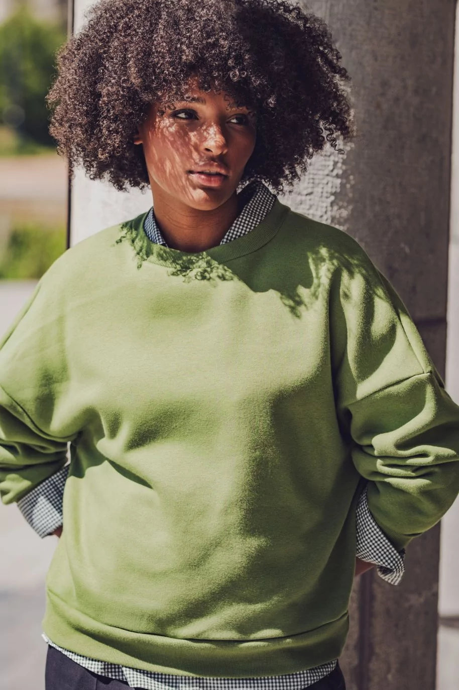 Fibre Mood - CYRILLE & CHICKU Sweater Sewing Pattern 2 in 1
