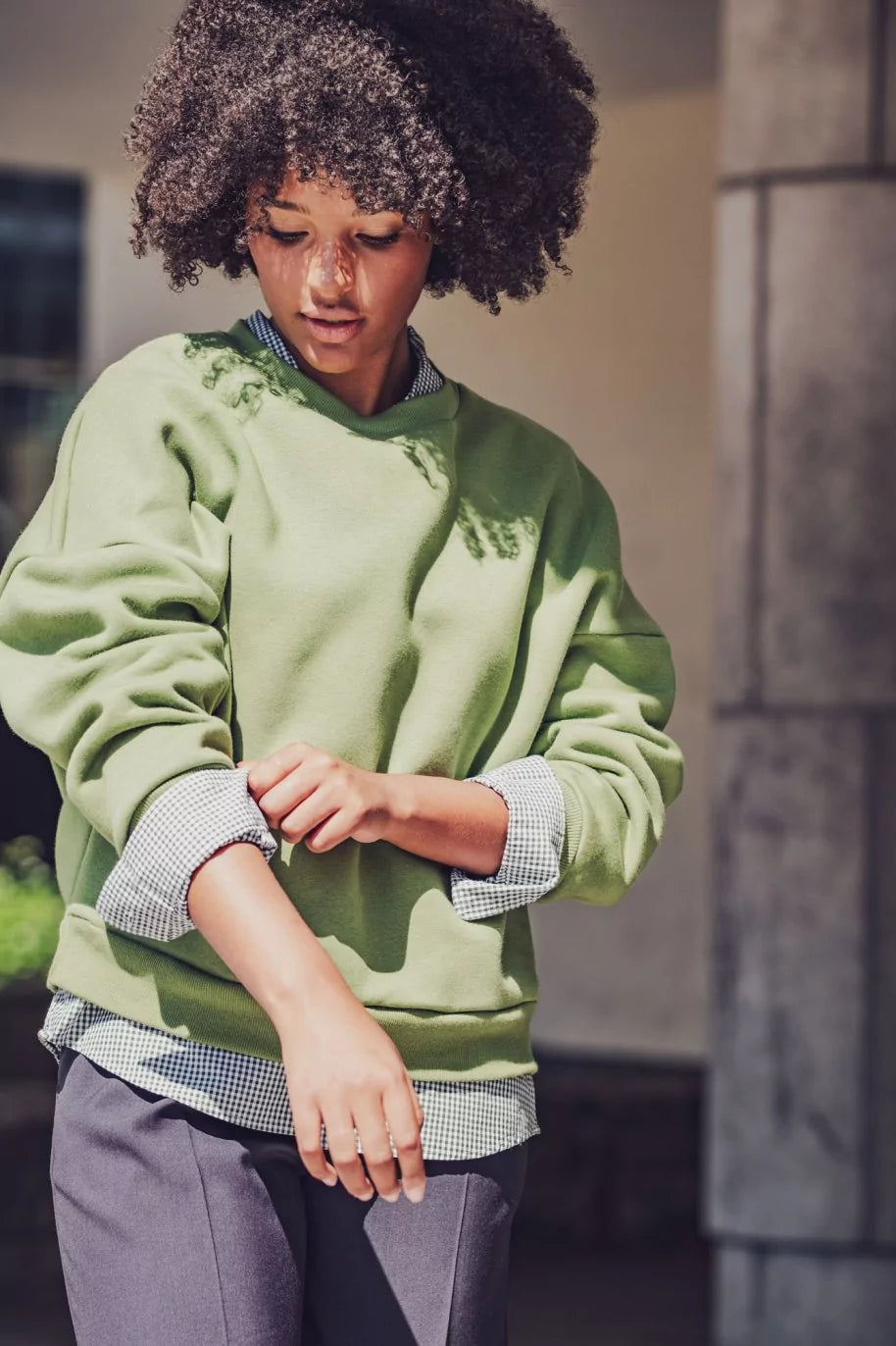 Fibre Mood - CYRILLE & CHICKU Sweater Sewing Pattern 2 in 1