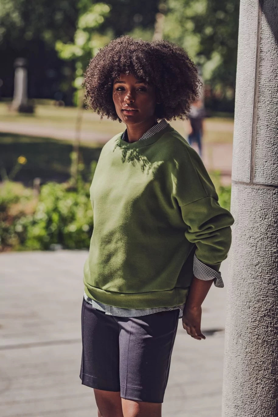 Fibre Mood - CYRILLE & CHICKU Sweater Sewing Pattern 2 in 1