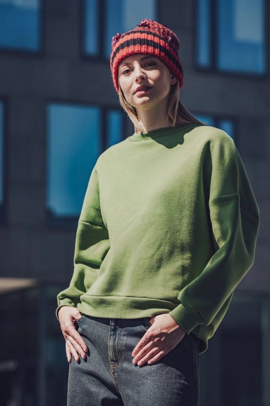 Fibre Mood - CYRILLE & CHICKU Sweater Sewing Pattern 2 in 1