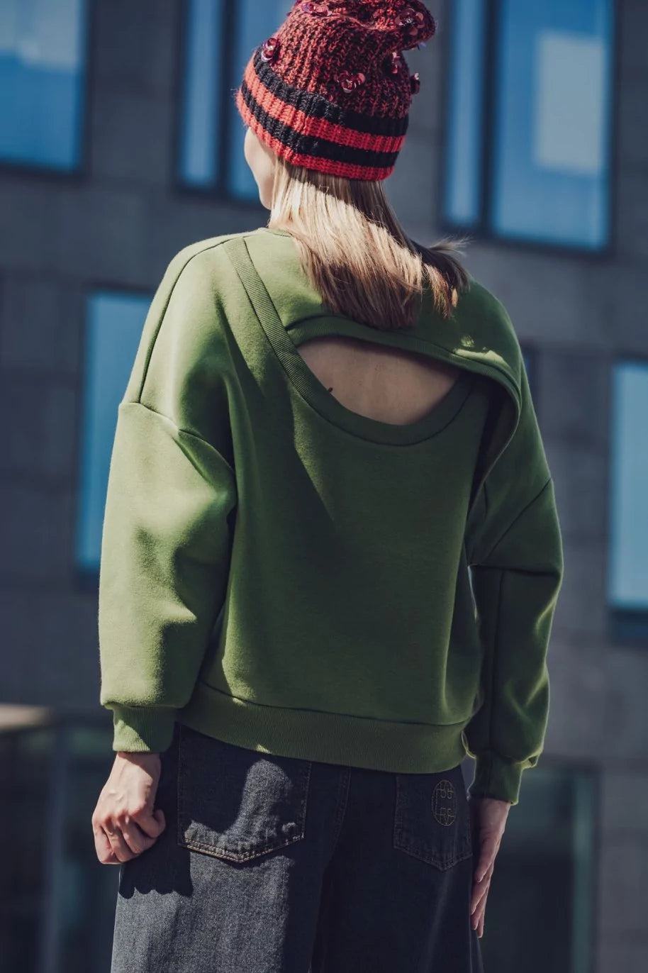 Fibre Mood - CYRILLE & CHICKU Sweater Sewing Pattern 2 in 1