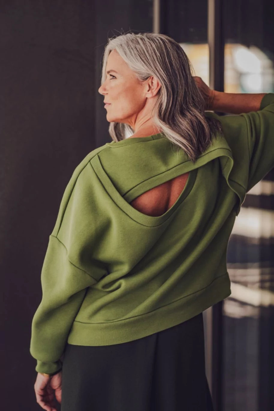 Fibre Mood - CYRILLE & CHICKU Sweater Sewing Pattern 2 in 1