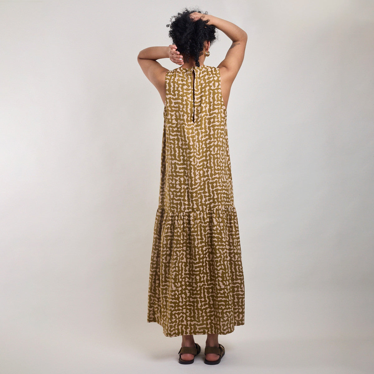 Sewing Kit - La Robe / Dress Flare in Painted Foliage Viscose
