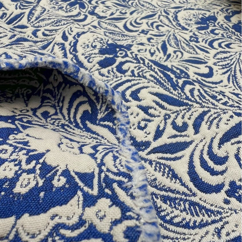Sewing Kit - Biquette Reversible Vest in Maarinsky Azure Blue Jacquard Fabric
