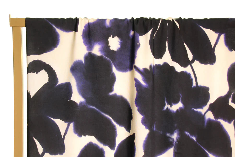 Atelier Jupe - Large Dark Blue Flowers Viscose Fabric